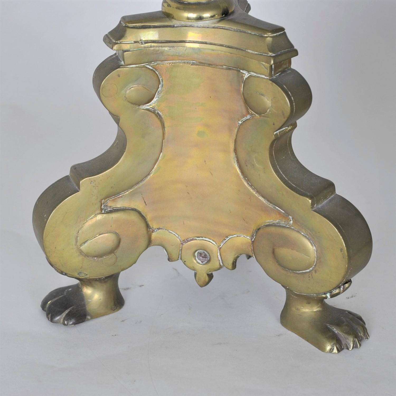 Bronze Paire de chandeliers en bronze, fin 18e/début 19e siècle en vente