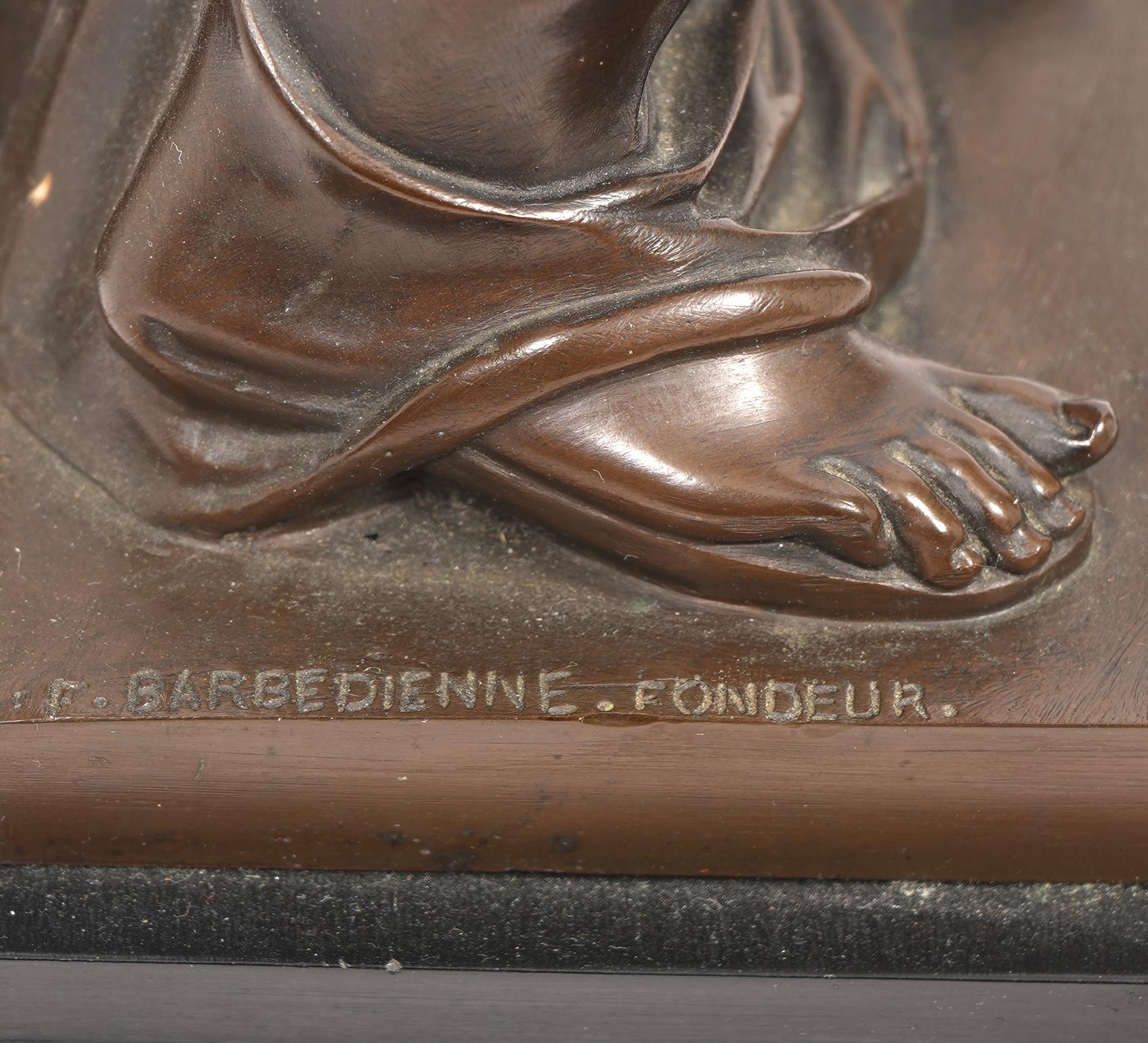 Paire de lampes en bronze à figures classiques, A.I.C. par F. Barbedienne Fondeur en vente 5