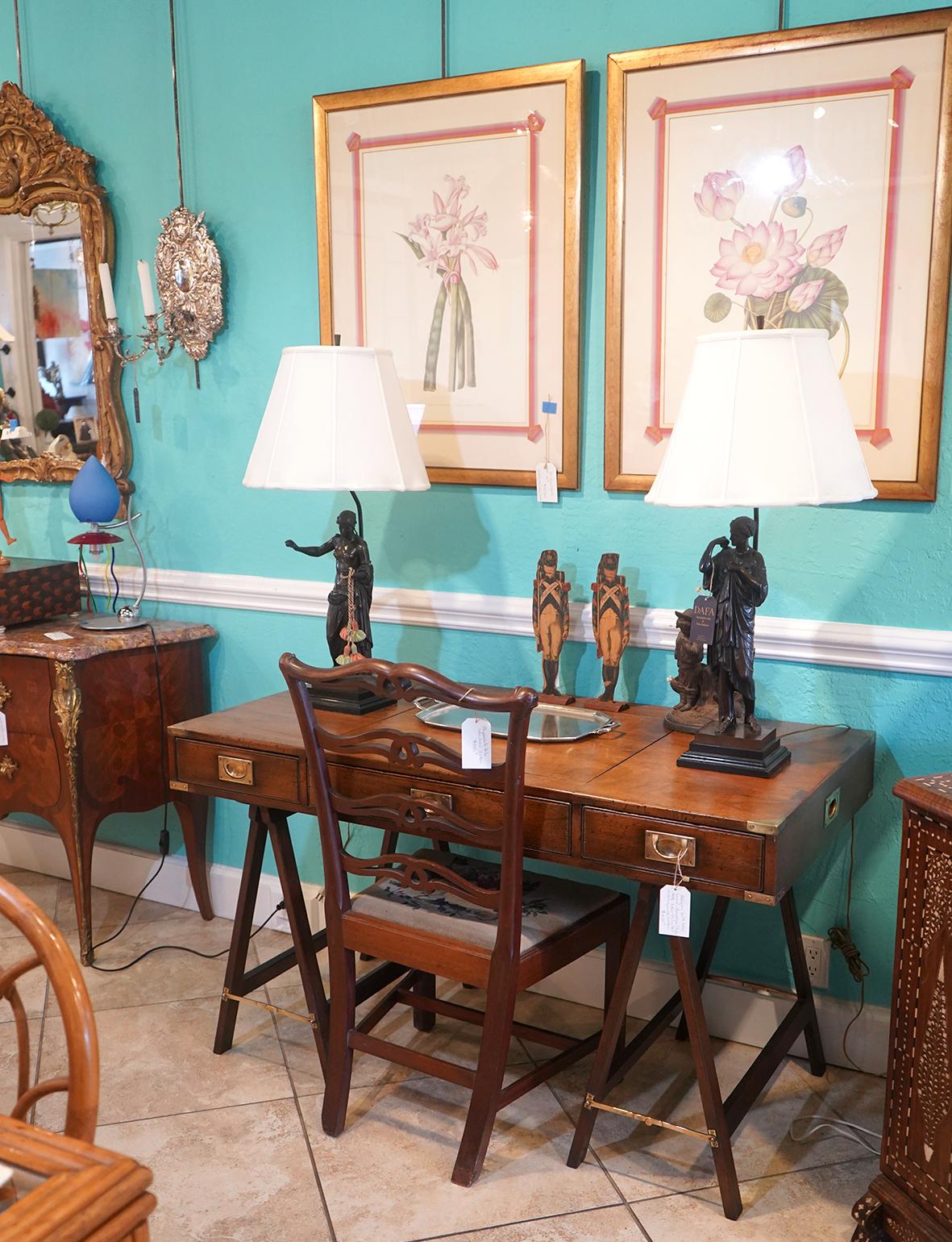 Paire de lampes en bronze à figures classiques, A.I.C. par F. Barbedienne Fondeur en vente 7