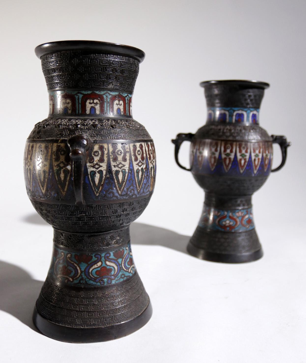 Japanese Pair of Bronze Cloisonné Vases Japan Champlevé, 19th Century For Sale