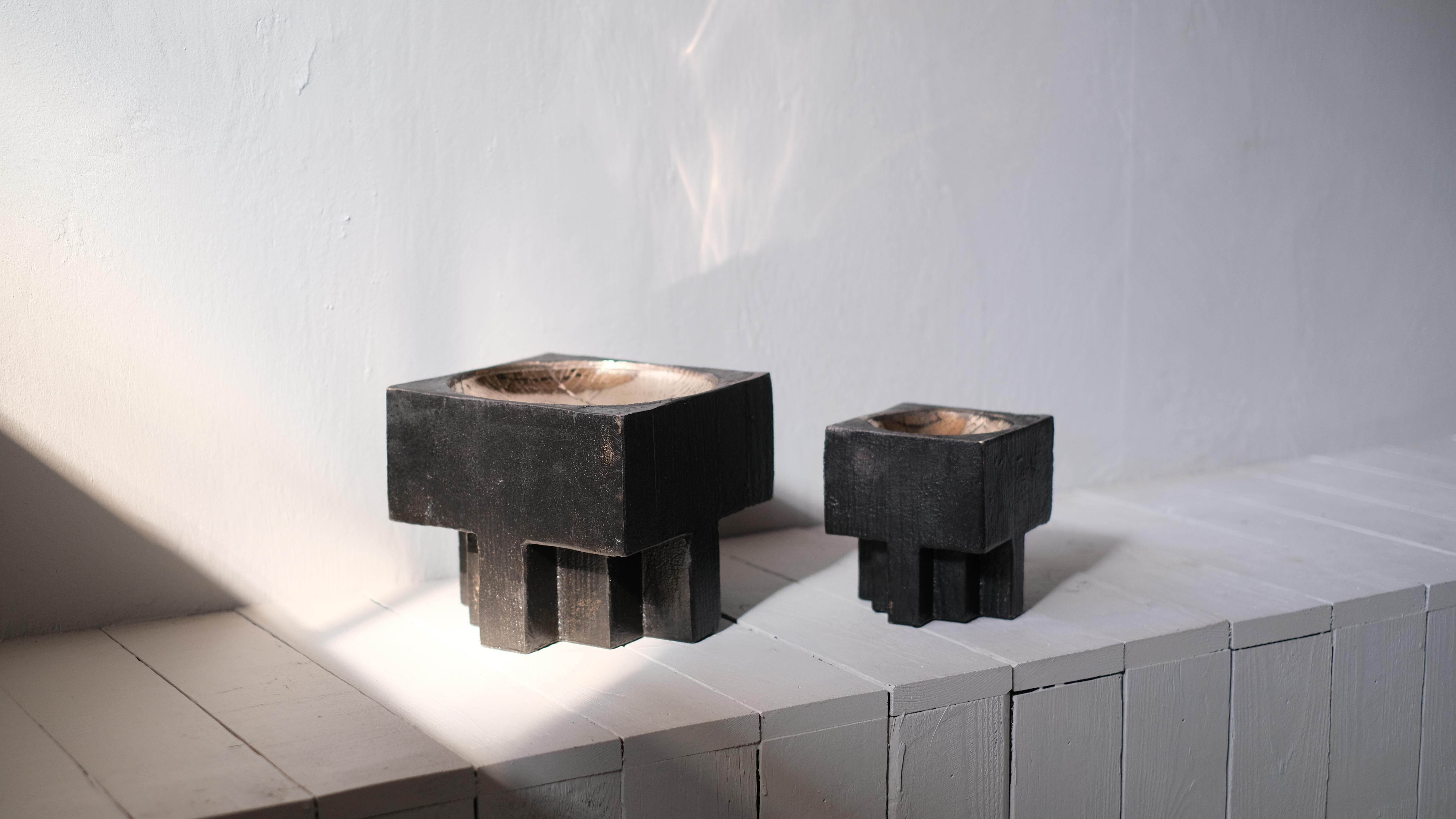 Pair of Bronze Cross Pots, Signed Arno Declercq For Sale 3