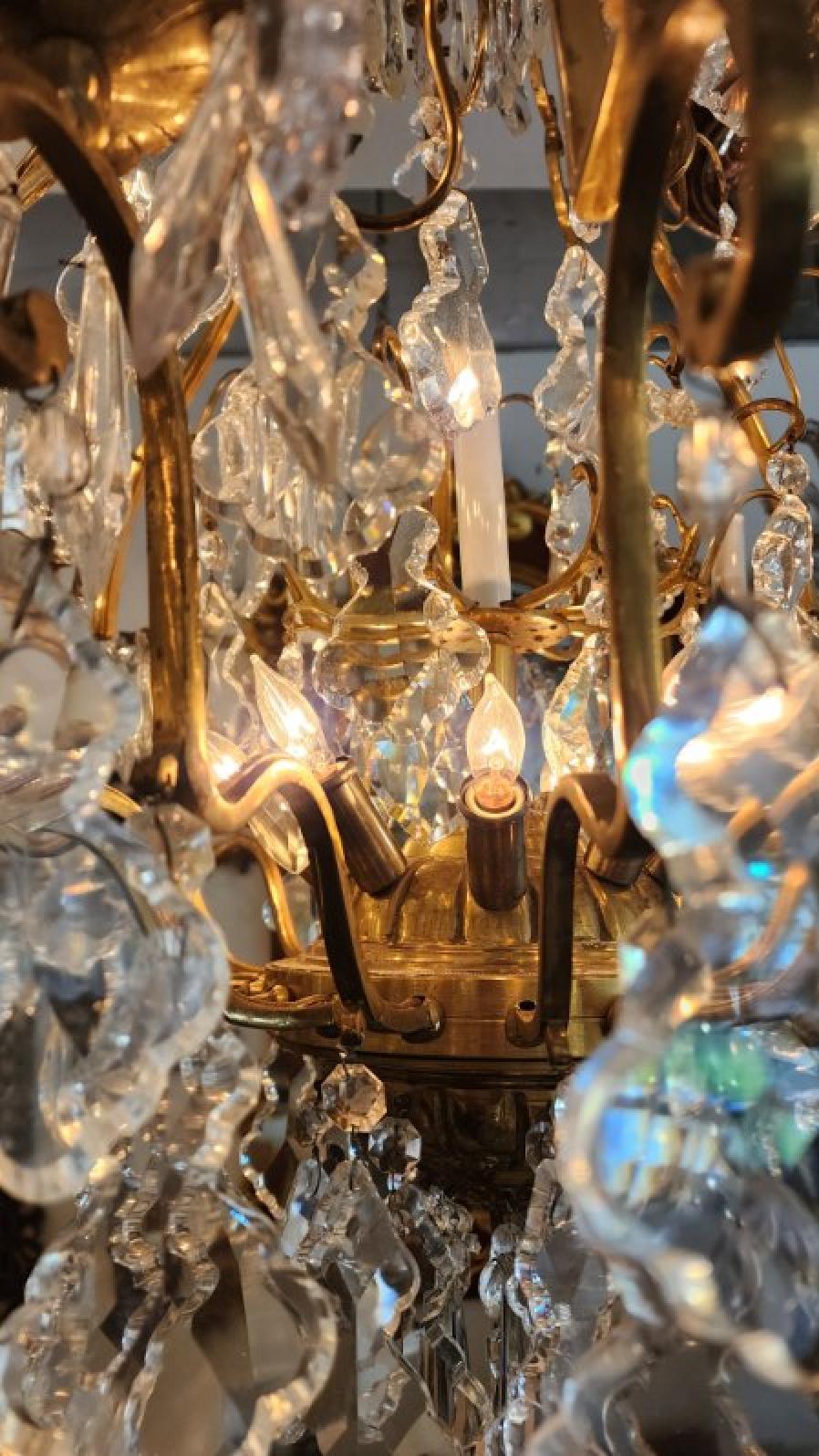 Coppia di lampadari di cristallo in bronzo In condizioni buone in vendita a Dallas, TX