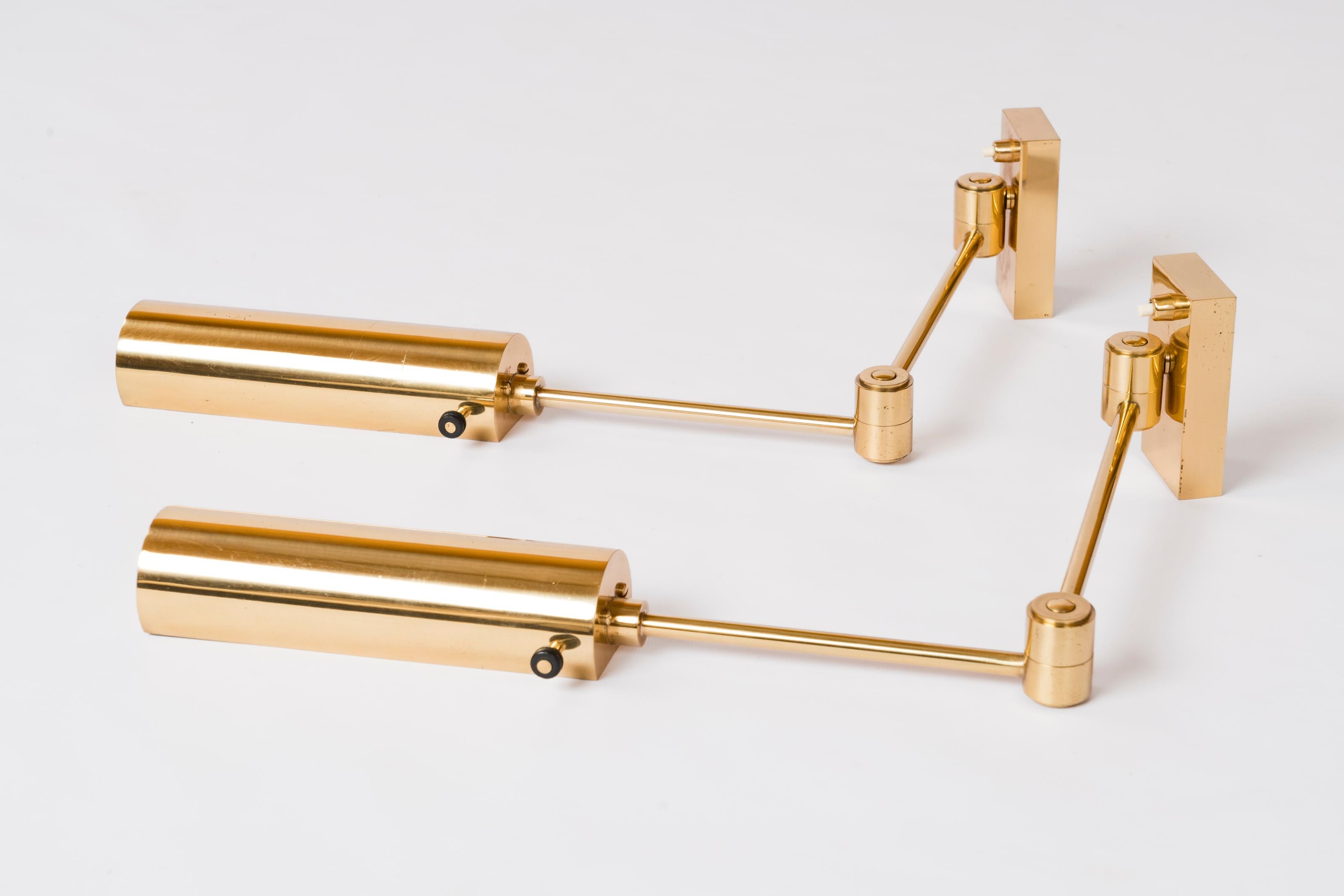 Late 20th Century Pair of Bronze Deployable 