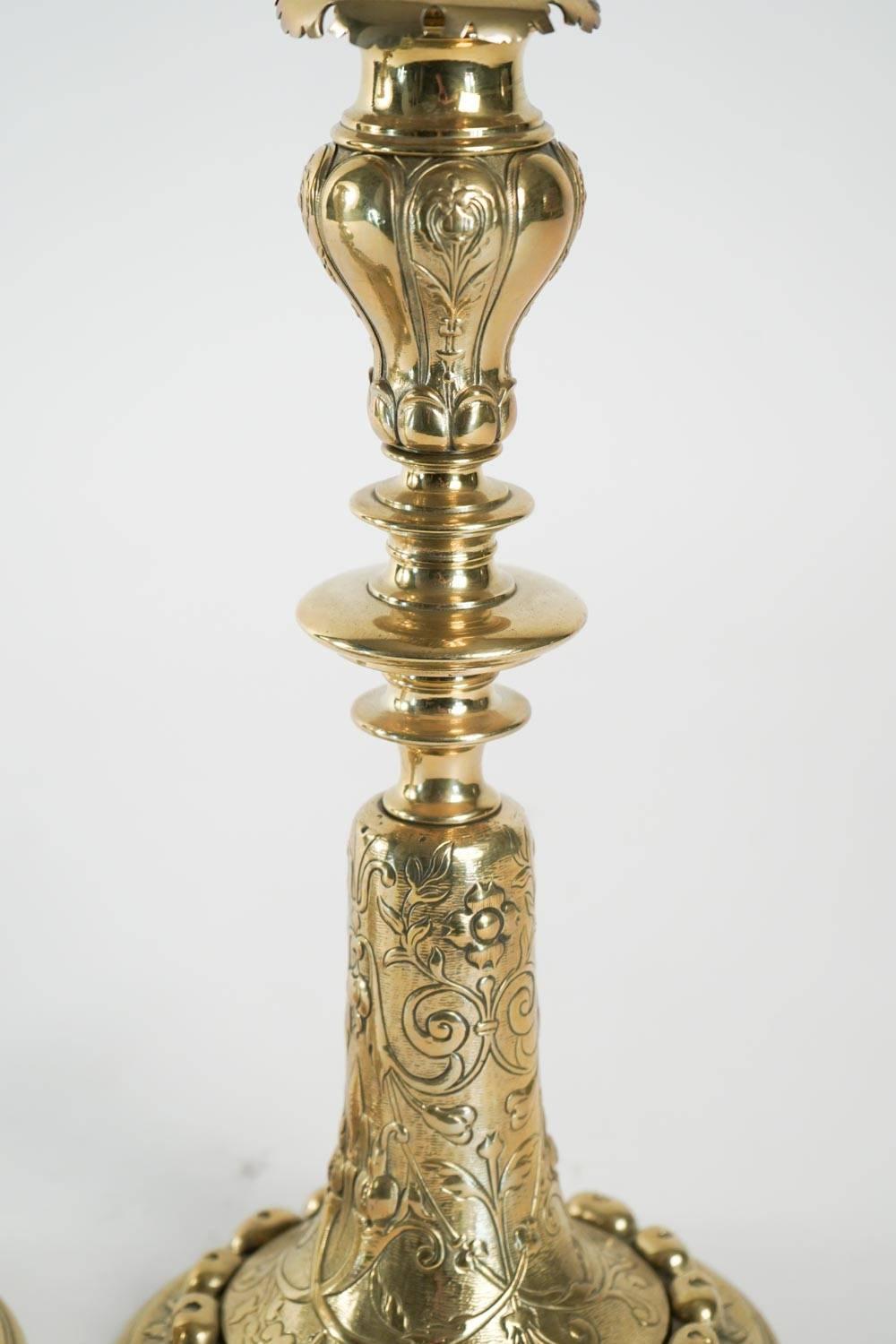 Pair of Bronze Dutch Candlesticks, circa 1880, 19th Century In Excellent Condition In Saint-Ouen, FR