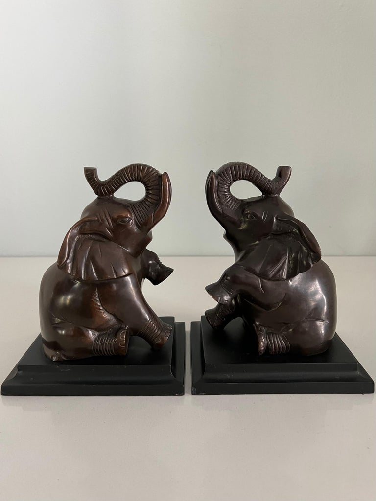 Pair of Bronze Elephant Bookends For Sale at 1stDibs