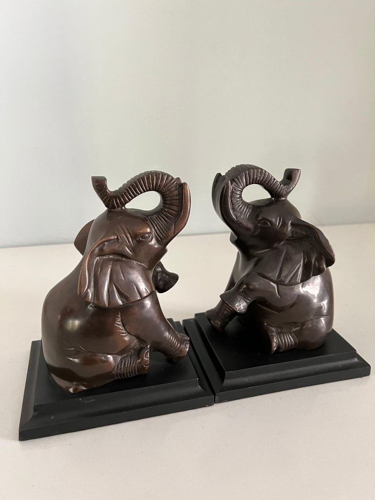 Pair of Bronze Elephant Bookends For Sale at 1stDibs