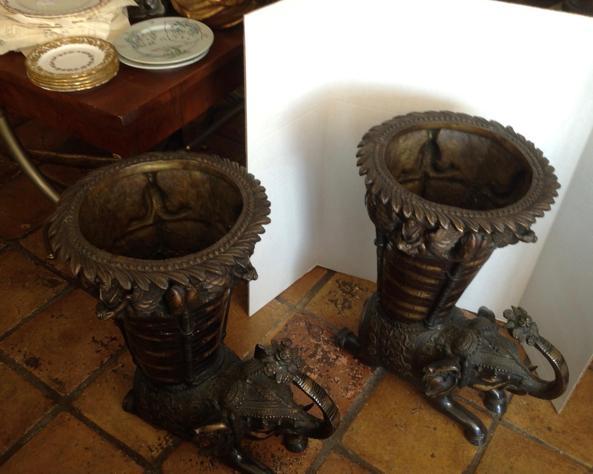 Pair of Bronze Elephant Form Planters In Good Condition In West Palm Beach, FL