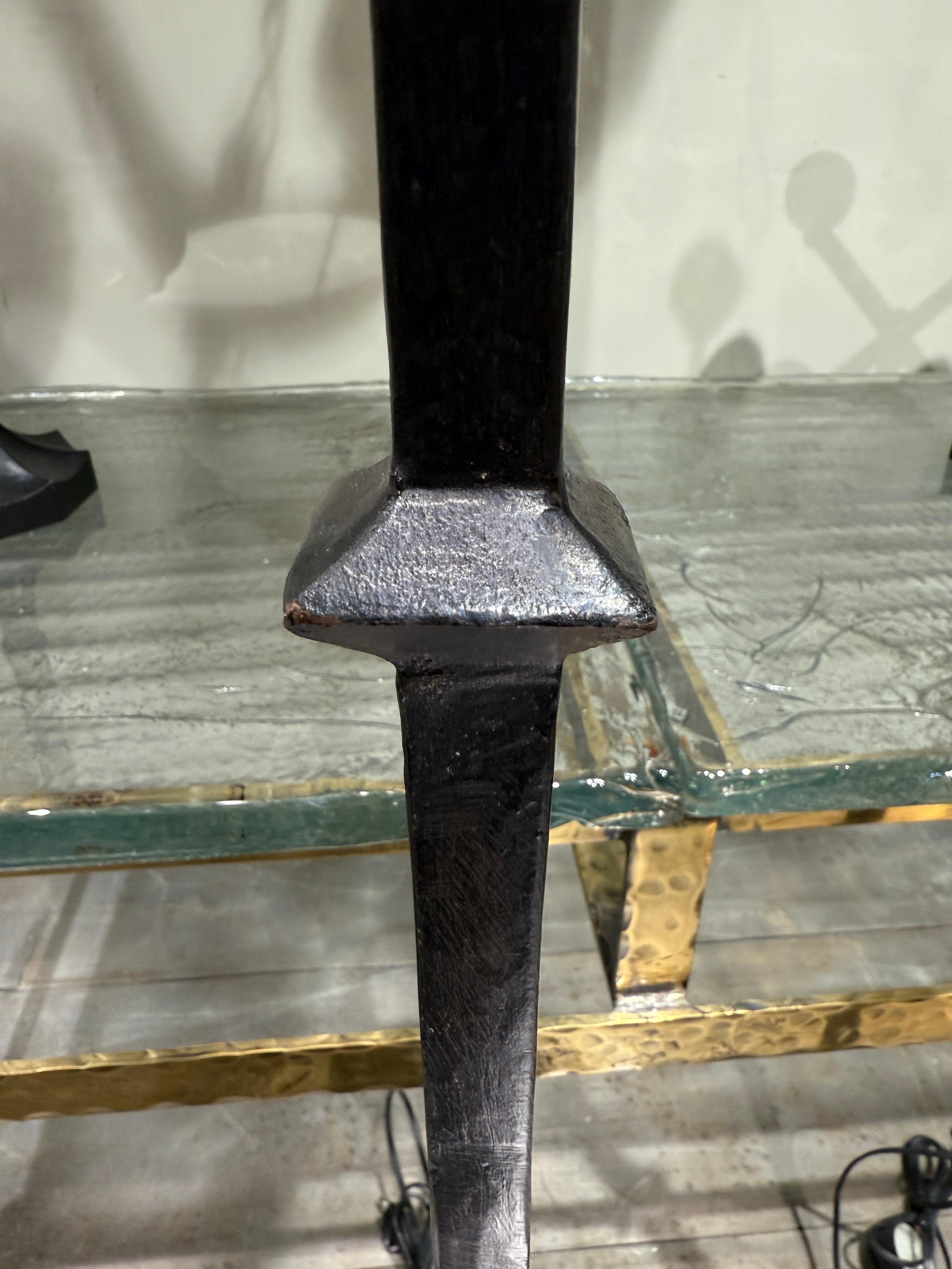 Mid-Century moderno Coppia di lampade da terra in bronzo Eric Schmitt circa 1980