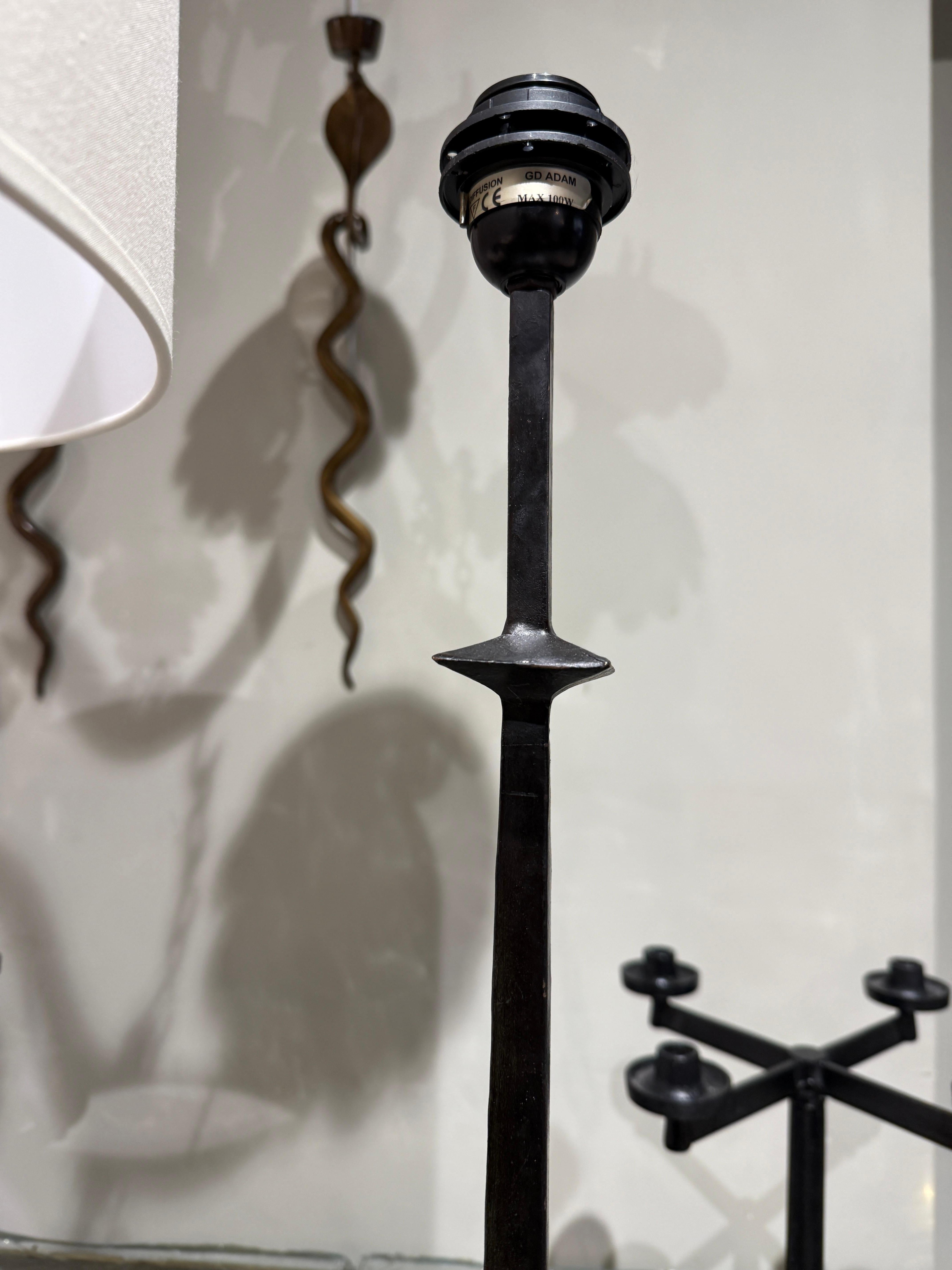 Francese Coppia di lampade da terra in bronzo Eric Schmitt circa 1980