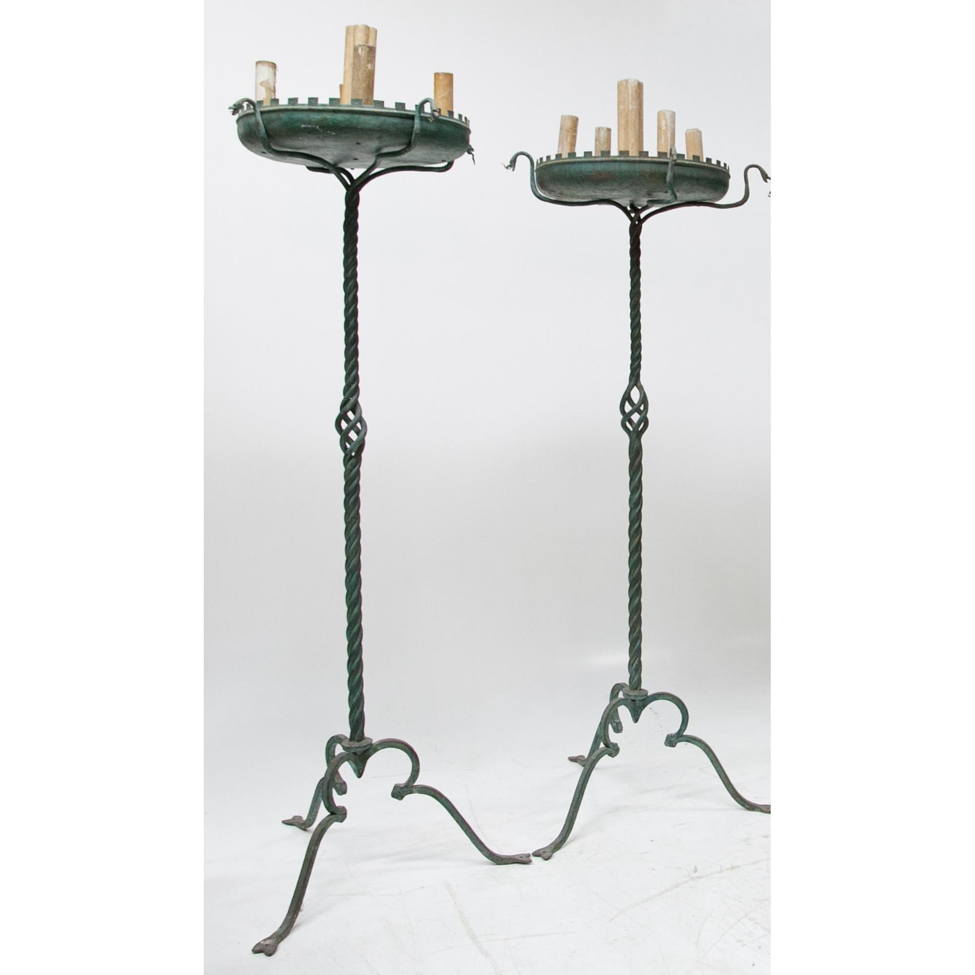 Pair of Bronze Floor Lamps, Italy, 1930-1940 3