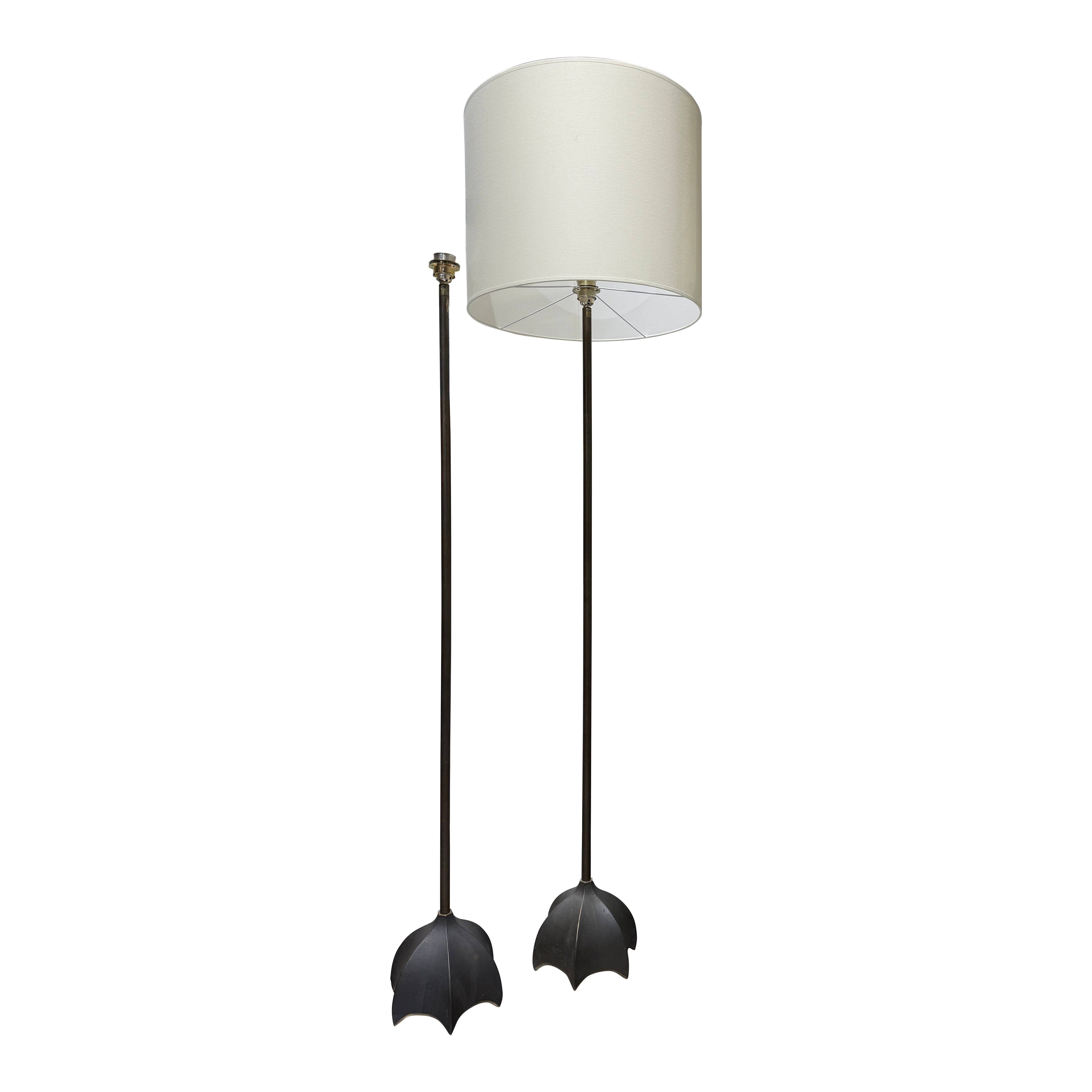 Pair of bronze floor lamps Jan des Bouvrie circa 1980 Netherlands For Sale