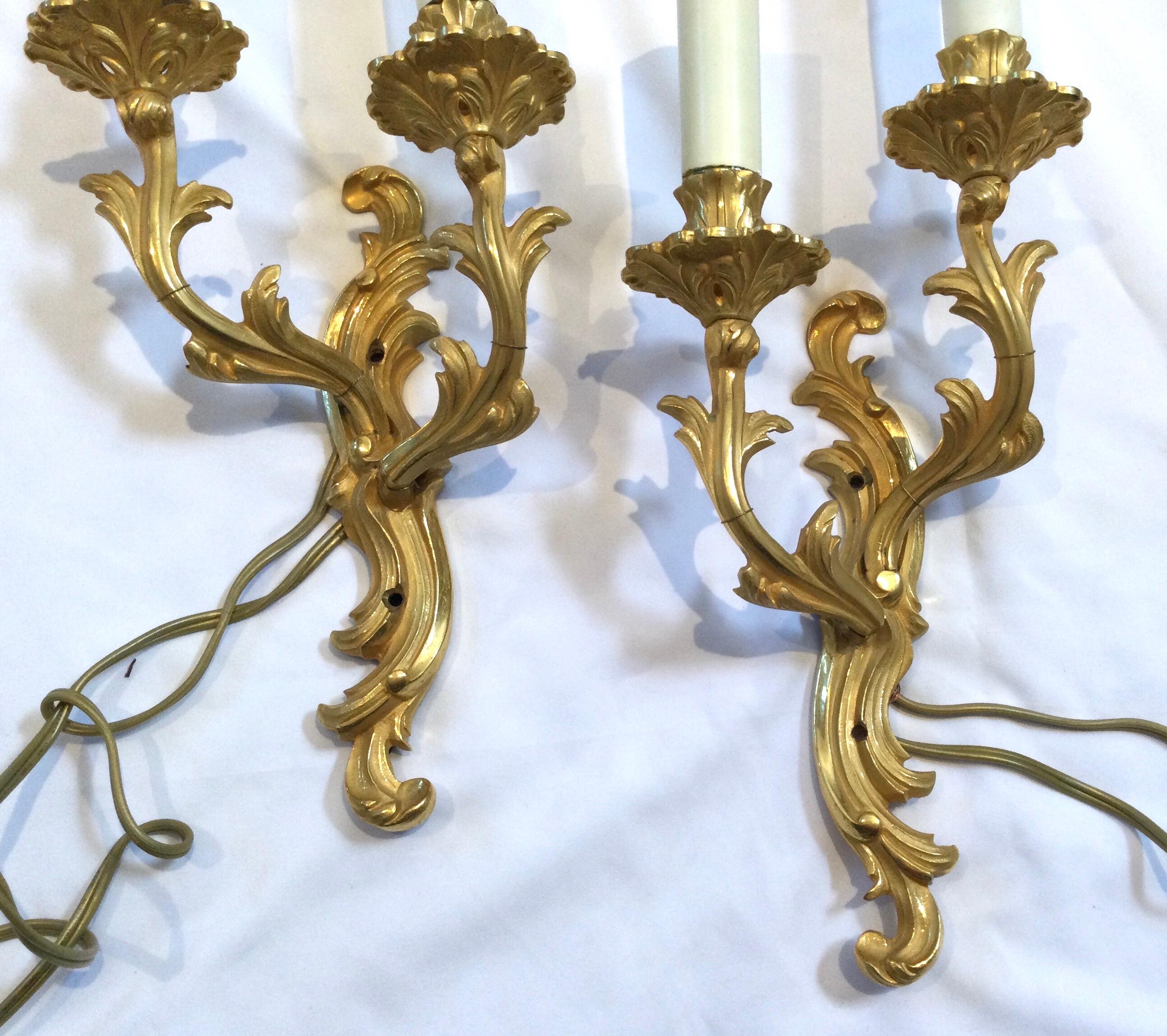 Pair of Bronze French Style Two-Light Wall Sconces In Good Condition For Sale In Lambertville, NJ