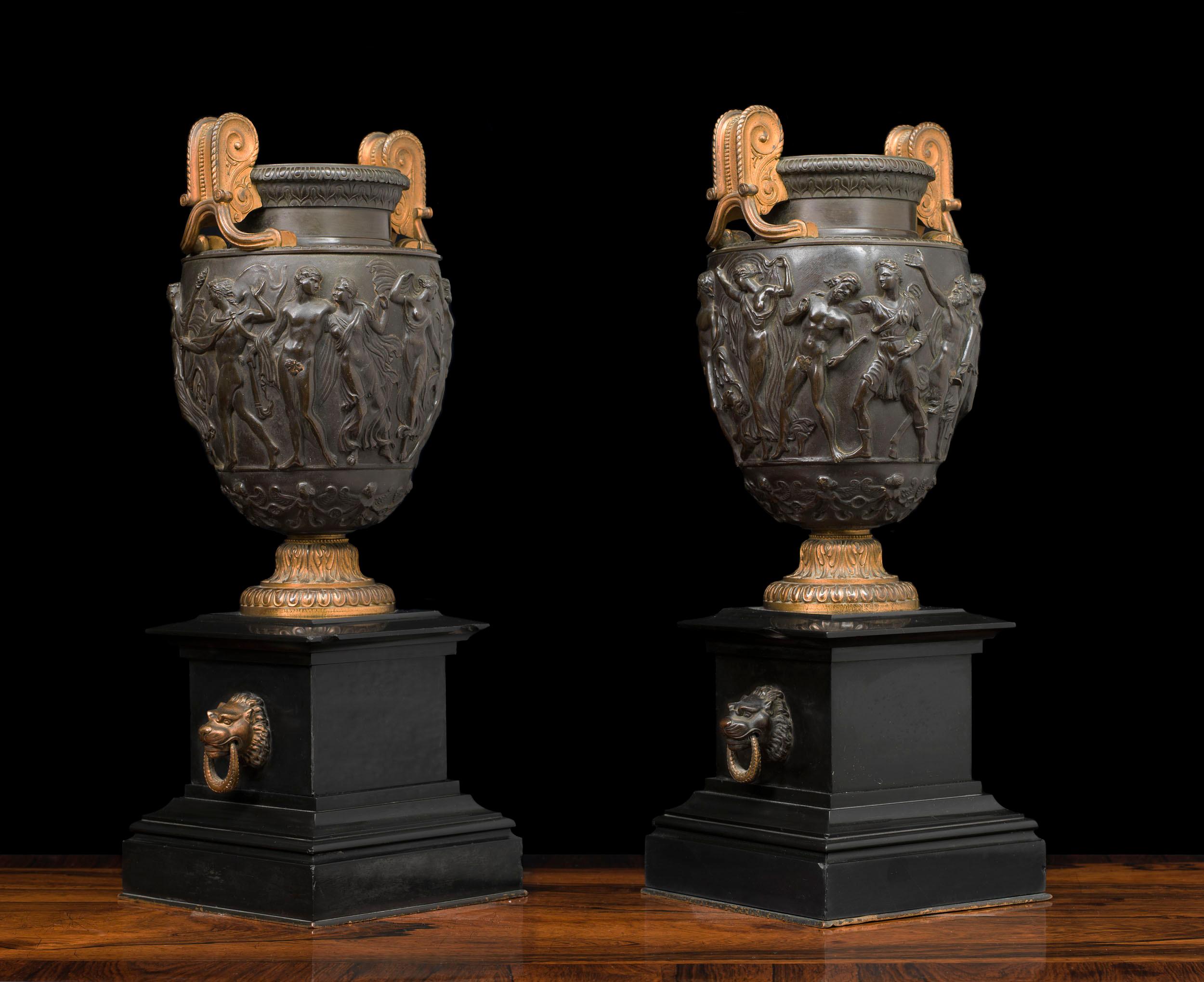 Pair of Bronze Grand Tour Townley Vases In Good Condition In London, GB