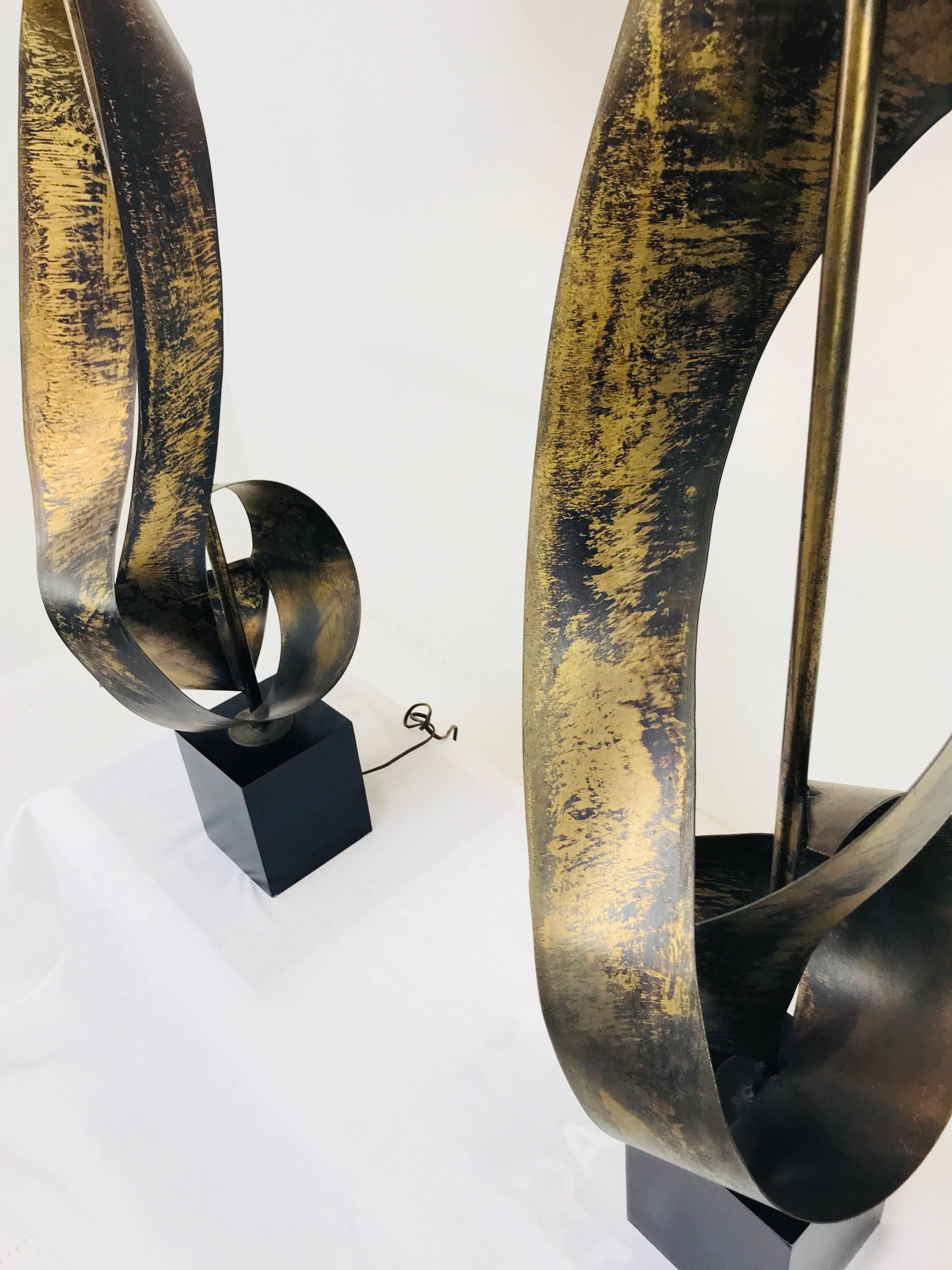 20th Century Pair of Bronze Sculptural Laurel Lamps