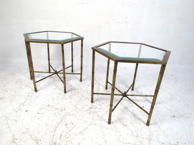 Pair of Bronze Hexagonal End Tables In Good Condition For Sale In Brooklyn, NY