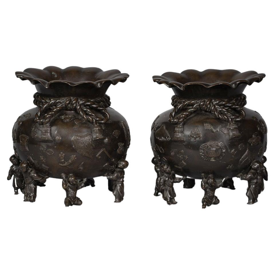 Pair of Bronze Japanese Figural Cachepots, circa 1880 For Sale