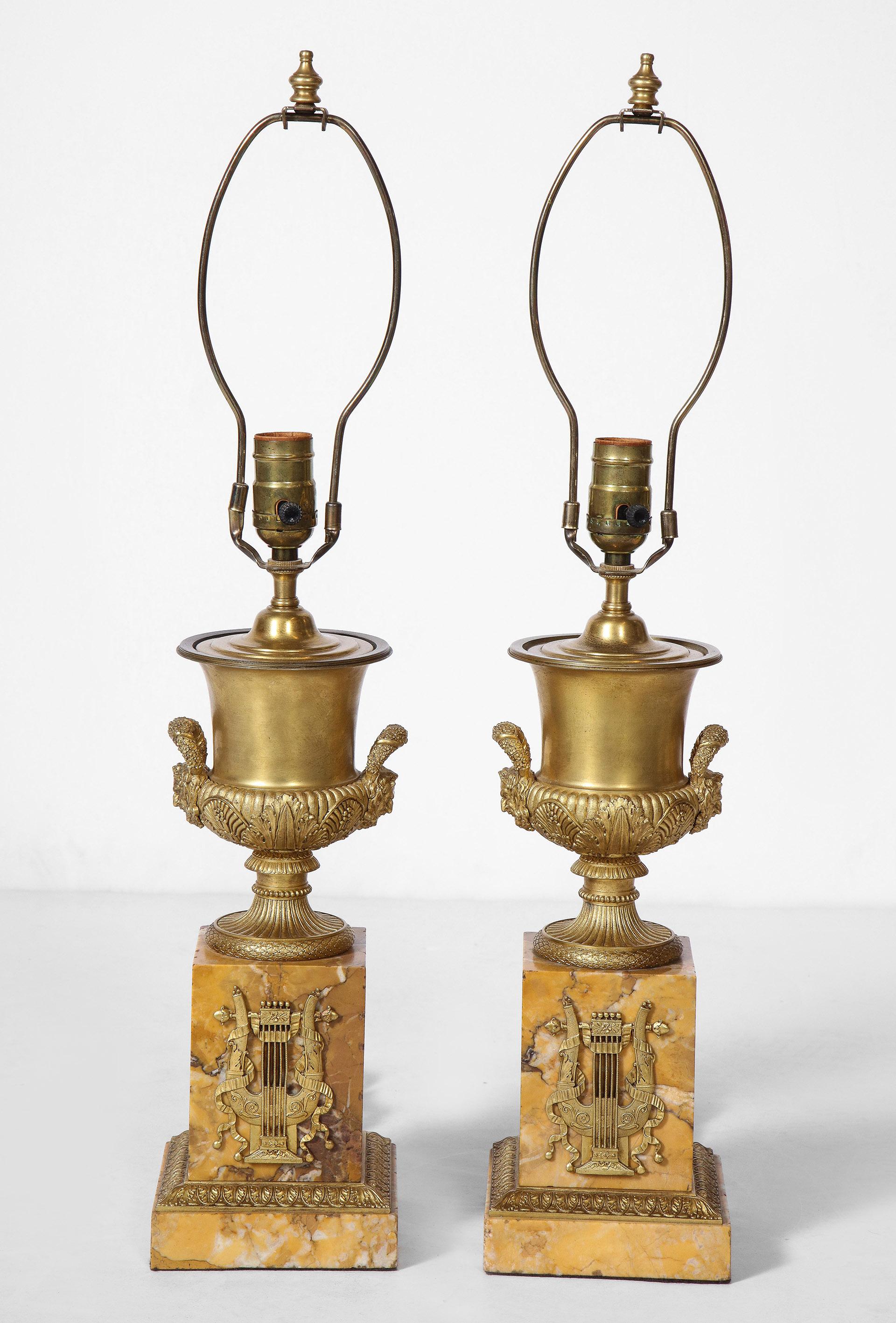 Pair of Bronze Lamps In Good Condition In New York, NY