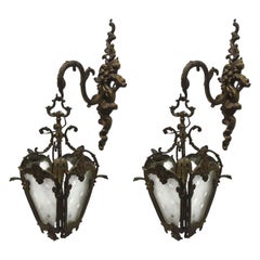 Pareja de faroles de bronce, principios del siglo XX