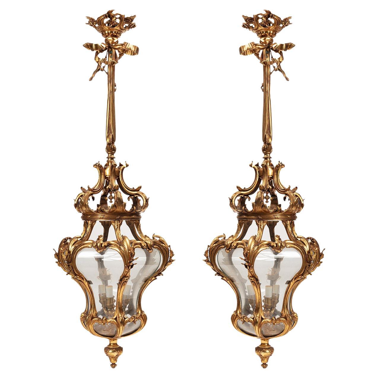 Paar Bronze-Laternen im louis XV-Stil im Angebot