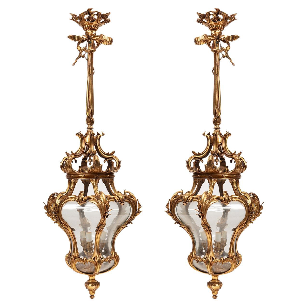 19th Century French lighting Pair of bronze lanterns Louis XV style For Sale