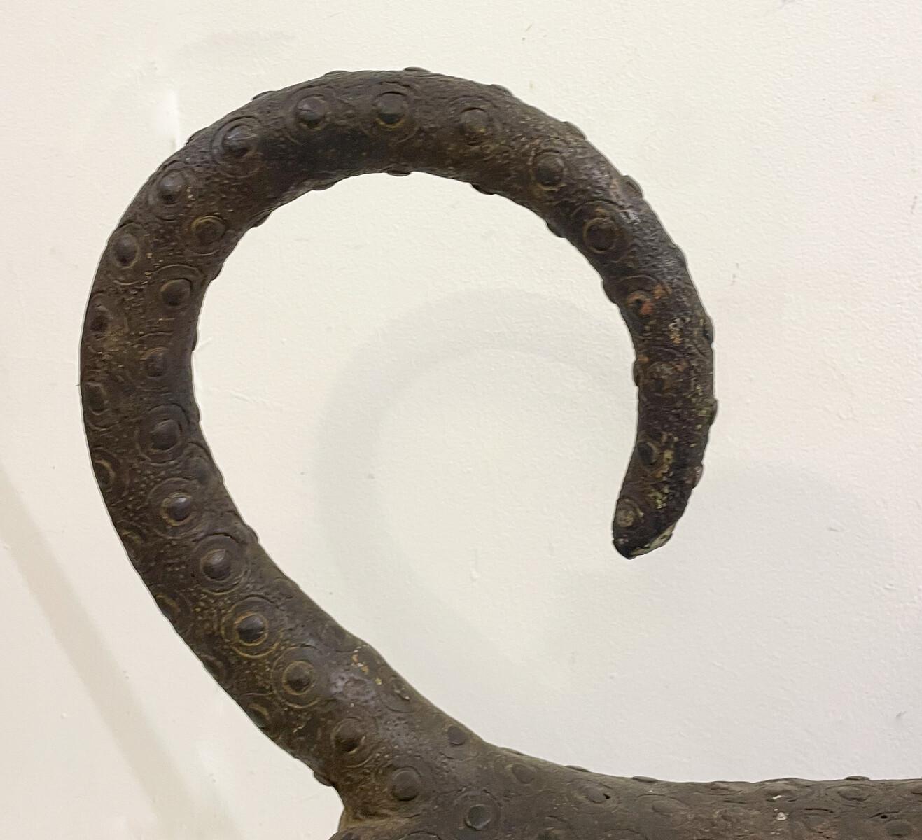 Coppia di leopardi in bronzo, anni '30

Interno cavo 