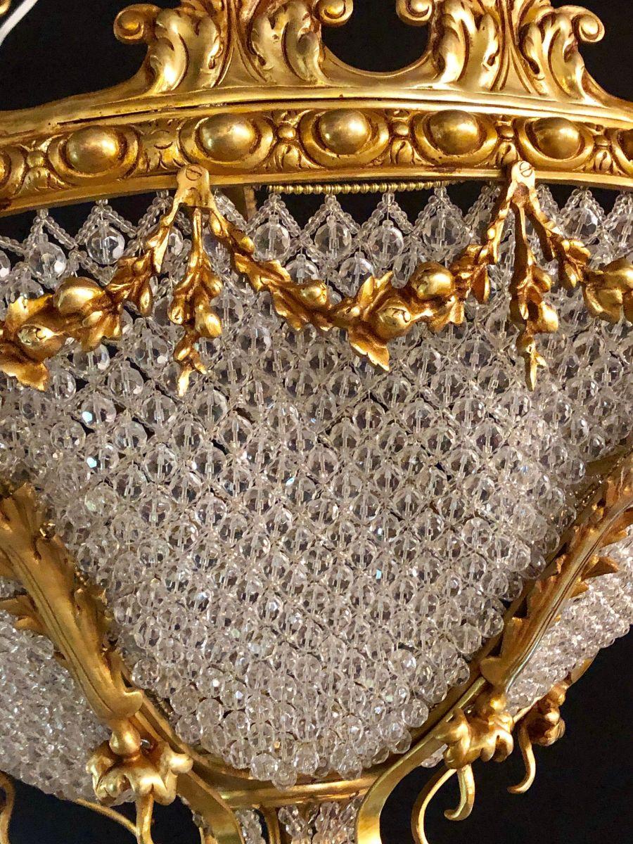 Louis XVI Stil, große Kronleuchter, Gold, Bronze, Messing, Kristall, Europa, 1940er Jahre im Angebot 4