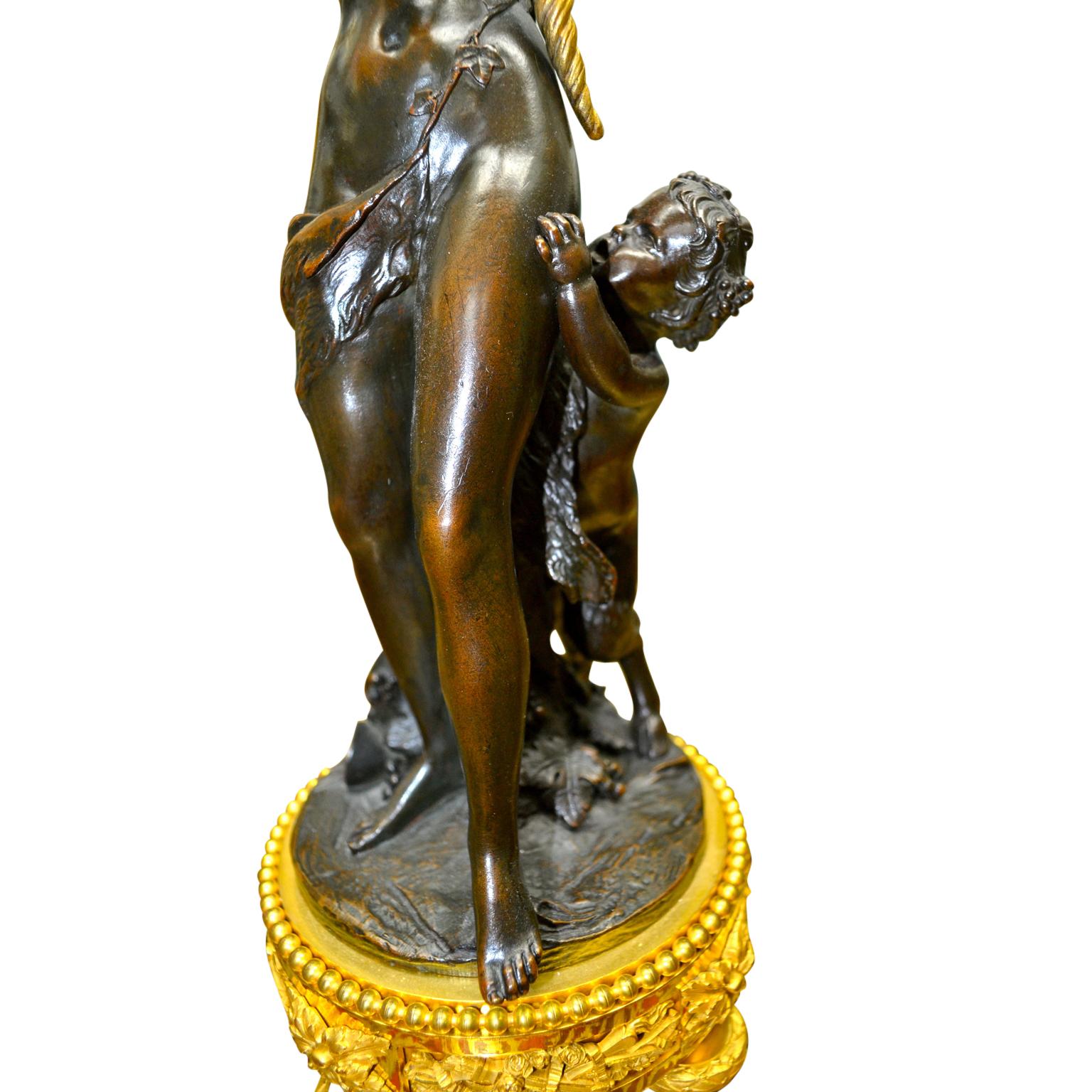 Paire de bronzes français en bronze  Candélabres figuratifs de style Louis XVI d'après Clodion en vente 2