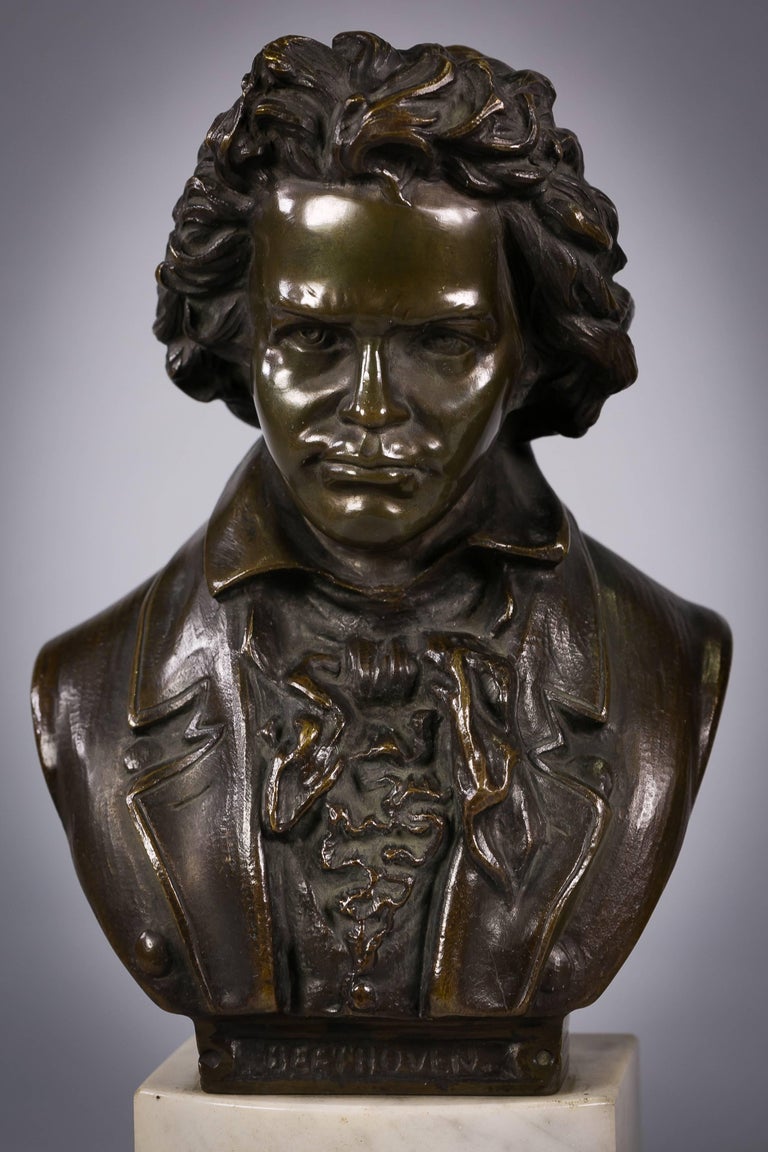 French Pair of Bronze-Mounted Busts of Beethoven and Mozart on Marble Stands circa 1880 For Sale
