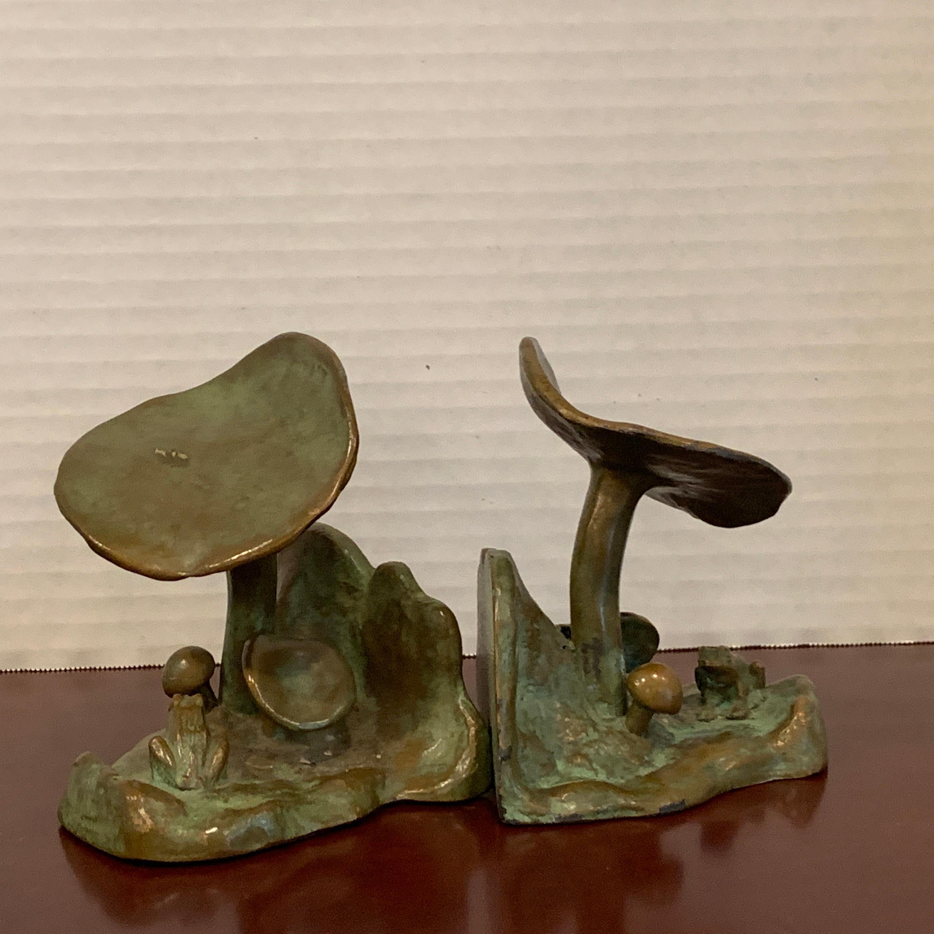 mushroom bookends