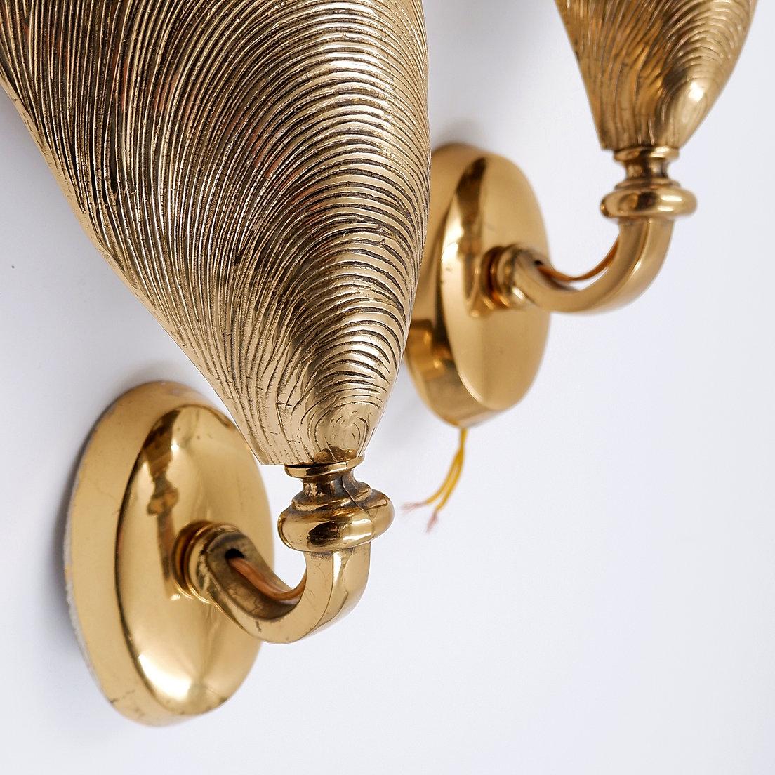 Coppia di lampade a conchiglia in bronzo della Maison Jansen - anni '70 (2 coppie disponibili) in vendita 4