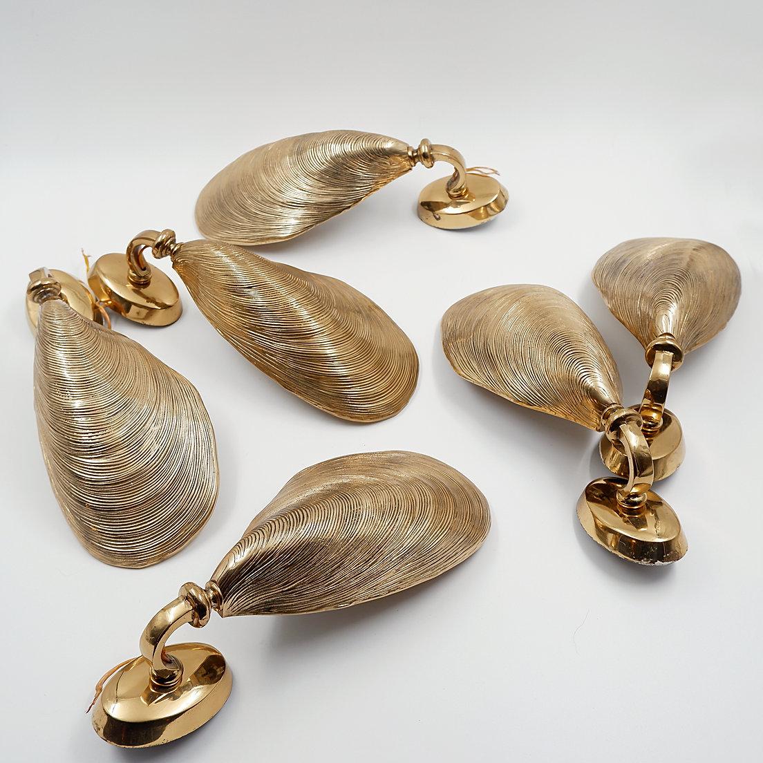 Coppia di lampade a conchiglia in bronzo della Maison Jansen - anni '70 (2 coppie disponibili) in vendita 6