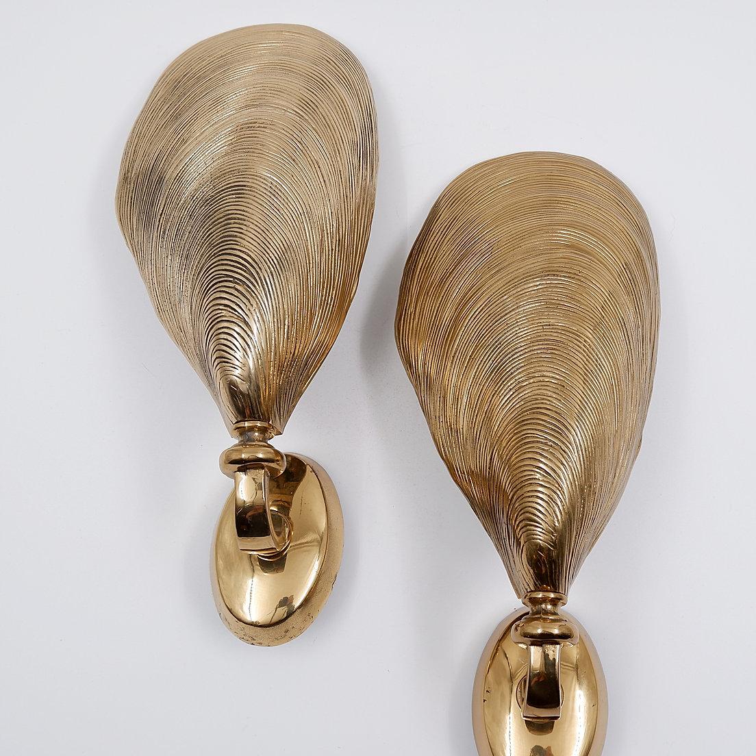 Coppia di lampade a conchiglia in bronzo della Maison Jansen - anni '70 (2 coppie disponibili) In condizioni buone in vendita a Linkebeek, BE