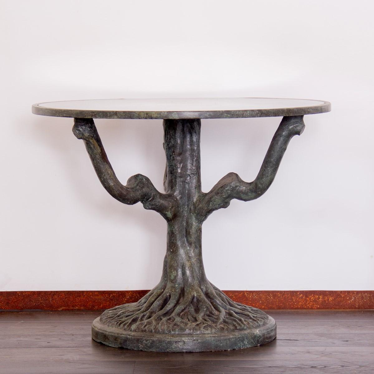 Pair of Tables on Sculpted Tree Trunk Bases circa 1960s In Good Condition In Donhead St Mary, Wiltshire