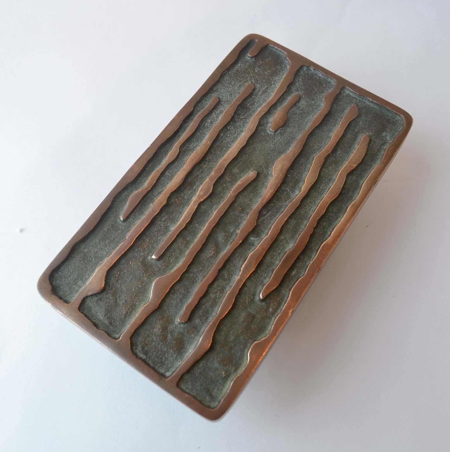 European Pair of Bronze Push Pull Door Handles with Organic Wave Relief For Sale