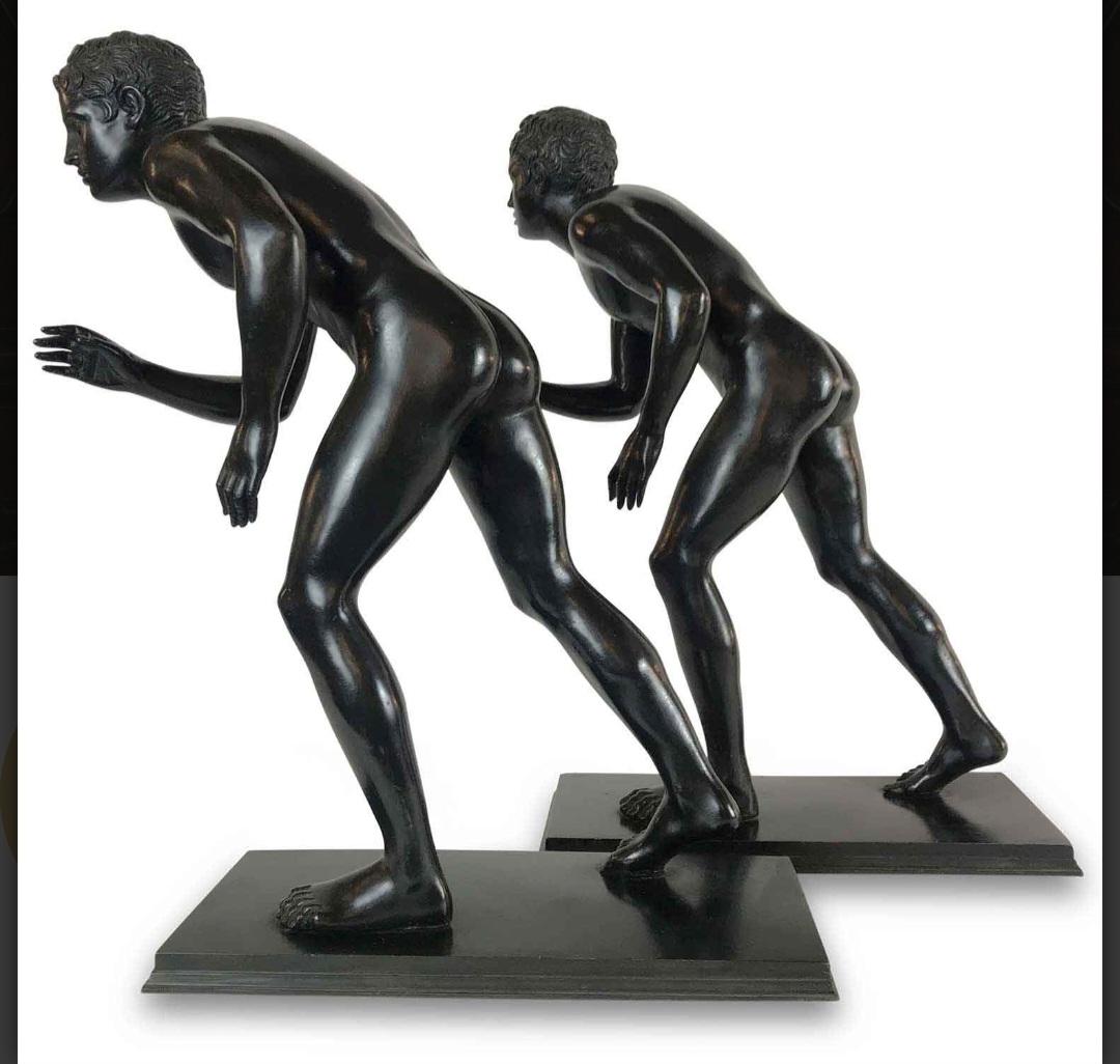 Paar Bronze-Läufer aus Pompeji, nach dem 1. Jahrhundert v. Chr. Originale im Angebot 3