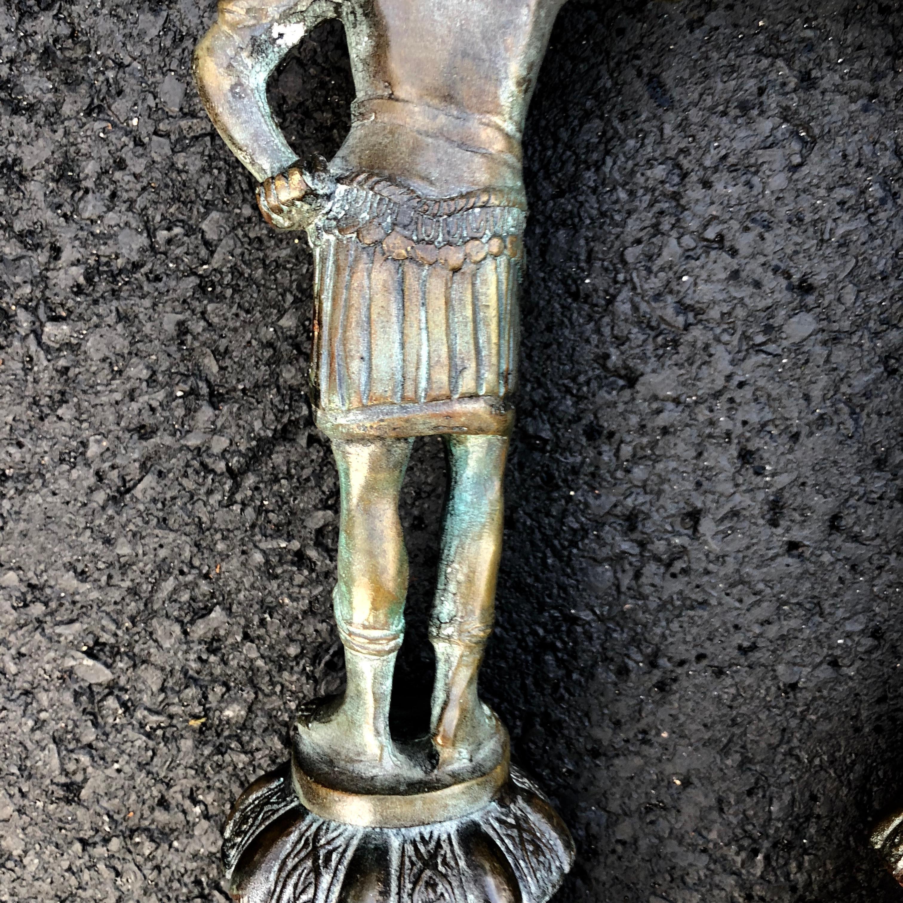 Coppia di sculture in bronzo di Cesare in vendita 3