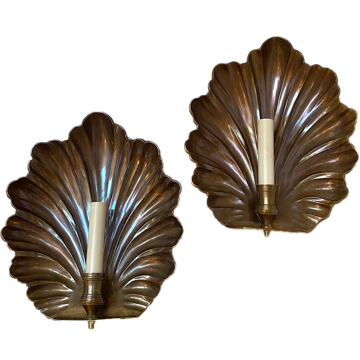 Pair of Bronze Shell Sconces In Good Condition In New York, NY