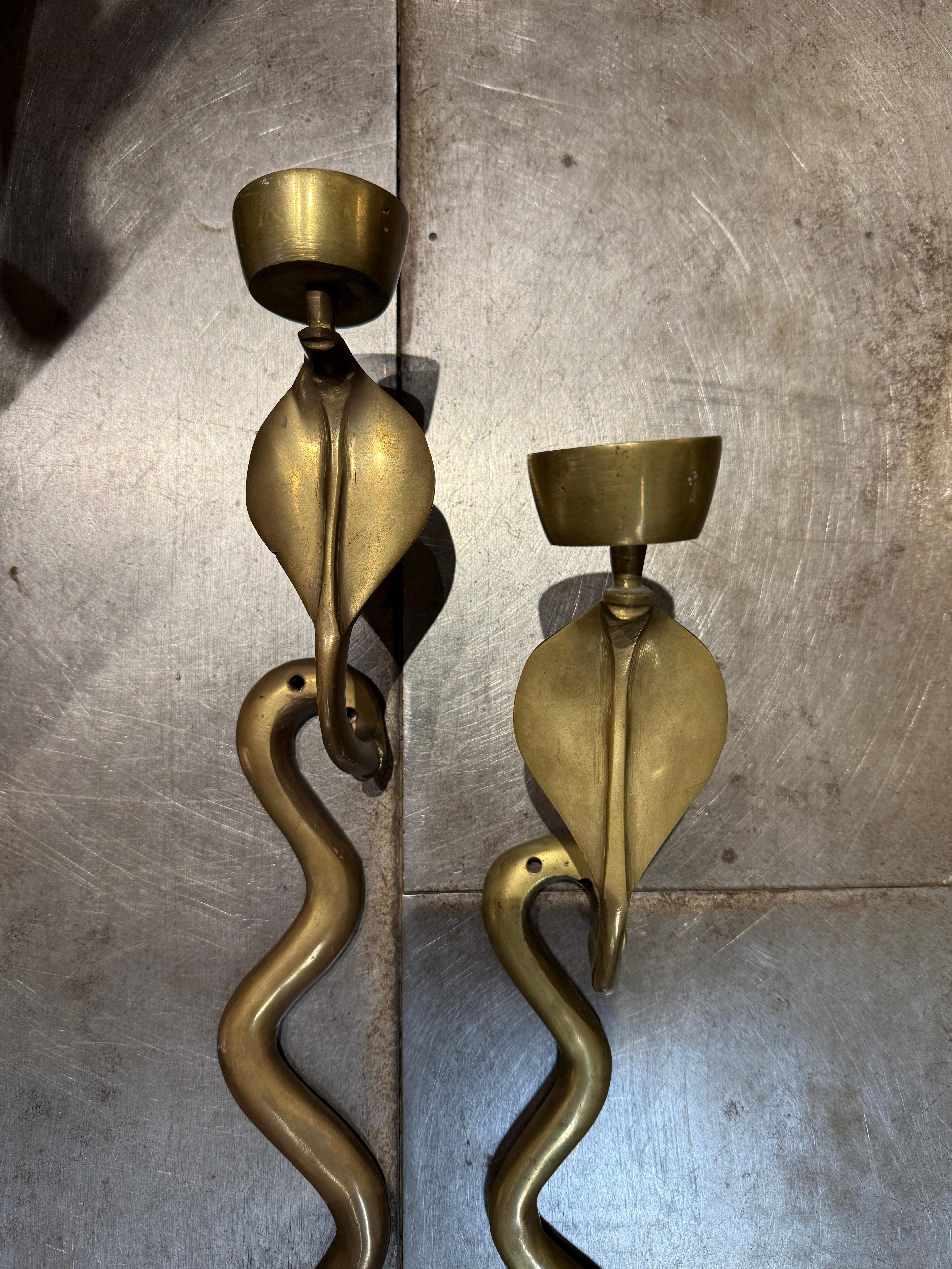Rare pair of bronze  snakes sconces italy circa 1960
For candles but easy to wire 

Attributed to Valenti. 
