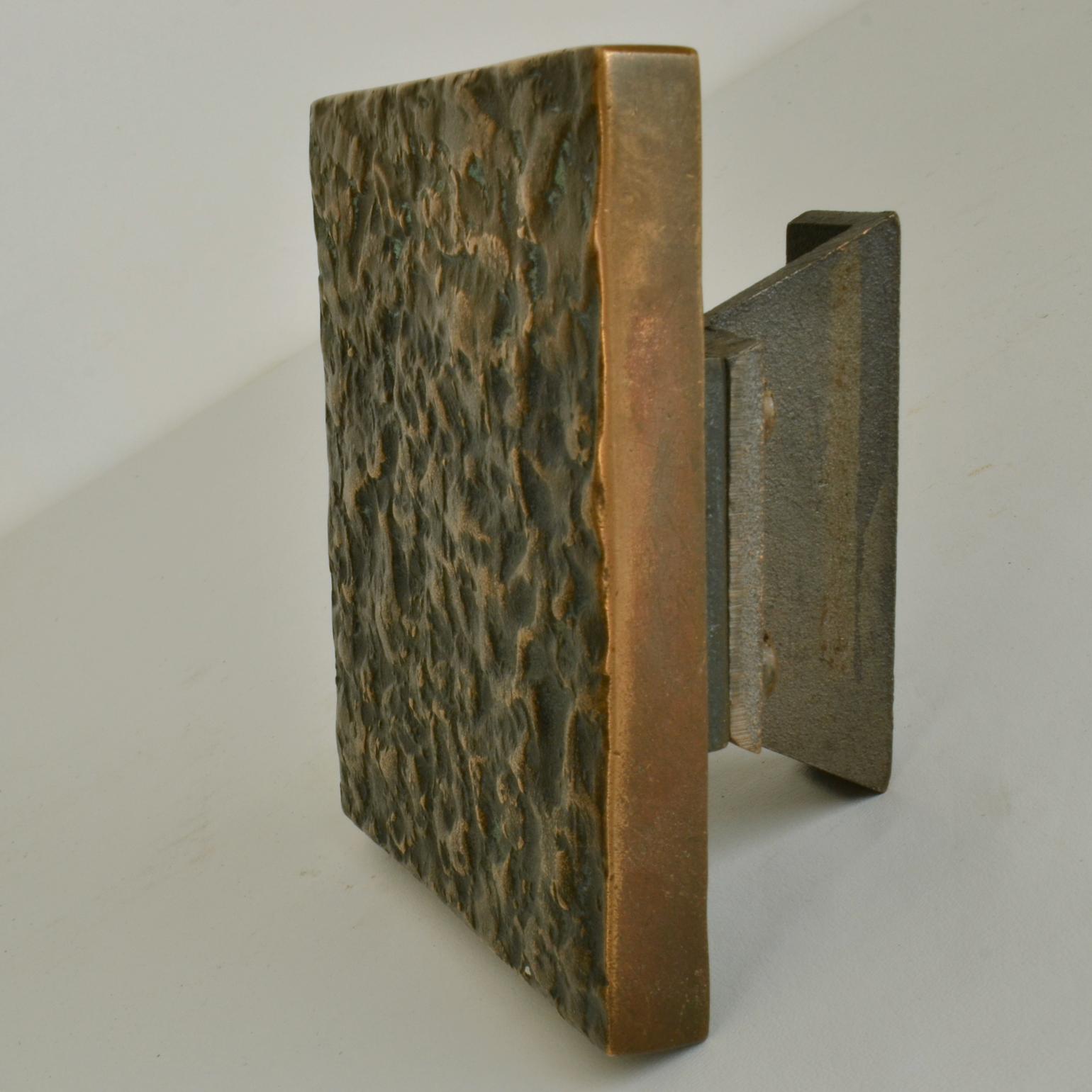 Architectural Pair of Bronze Square Push Pull Door Handles with Relief  In Excellent Condition In London, GB