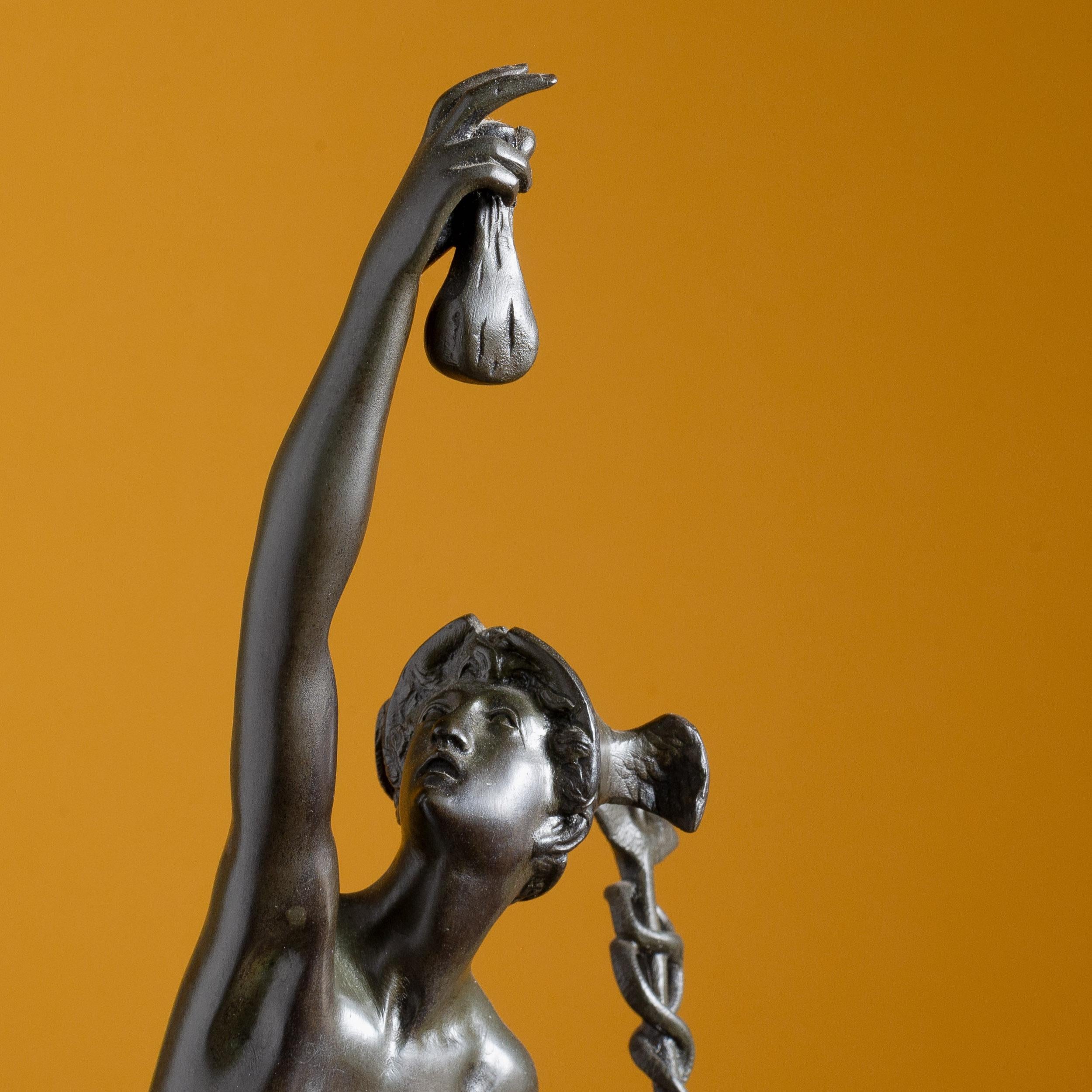 Paire de statues en bronze Mercure et Fortuna en vente 5