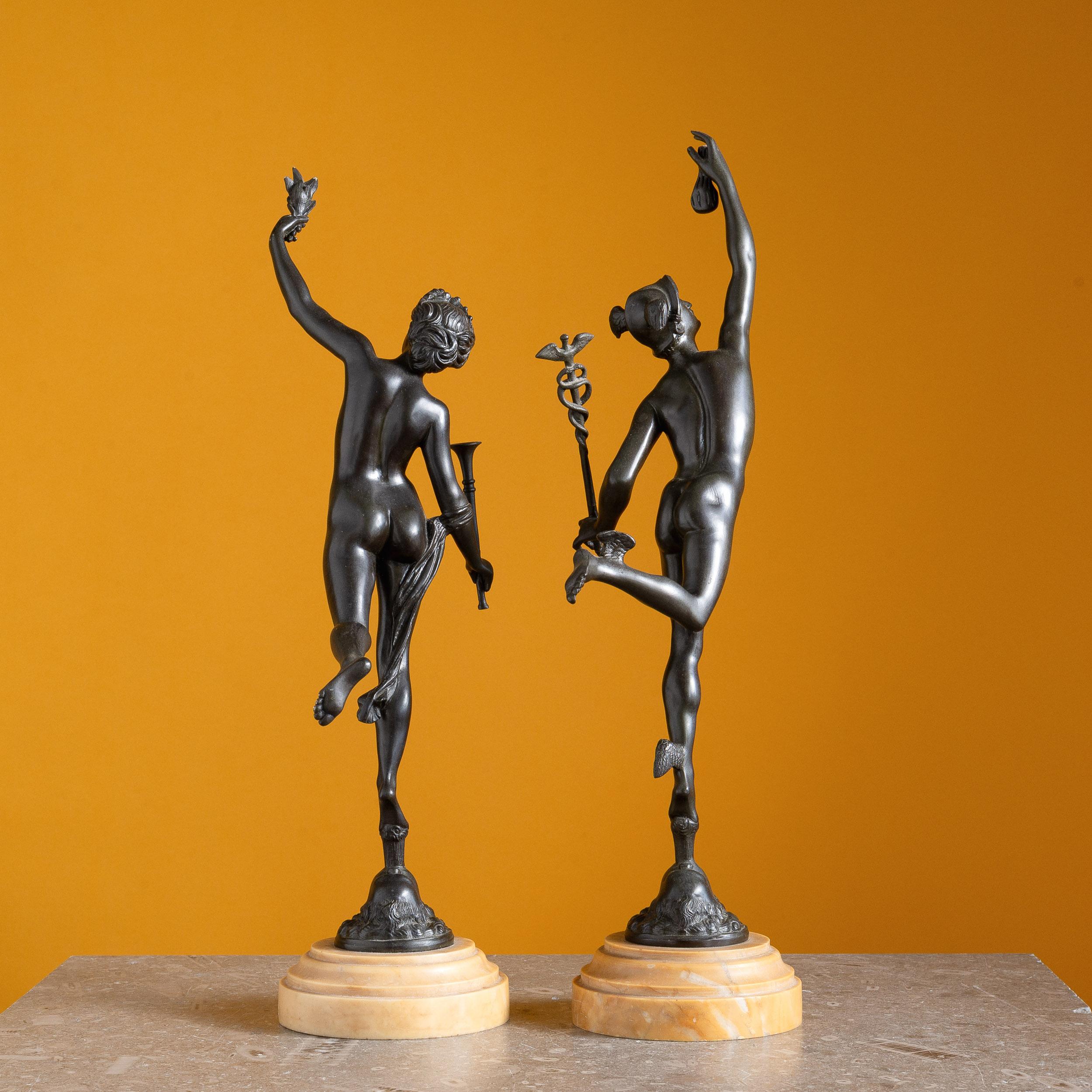 Romain classique Paire de statues en bronze Mercure et Fortuna en vente