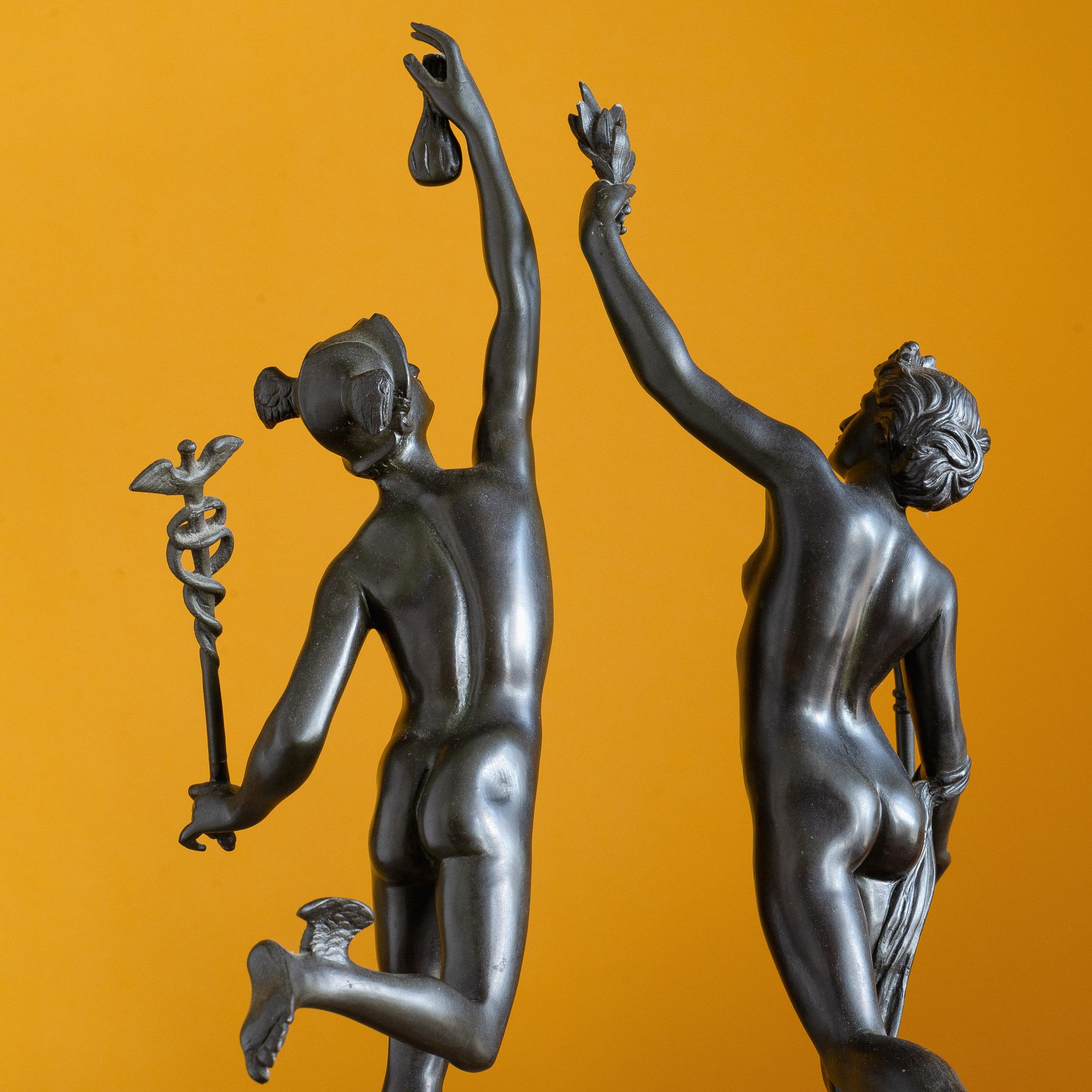 Paire de statues en bronze Mercure et Fortuna en vente 1