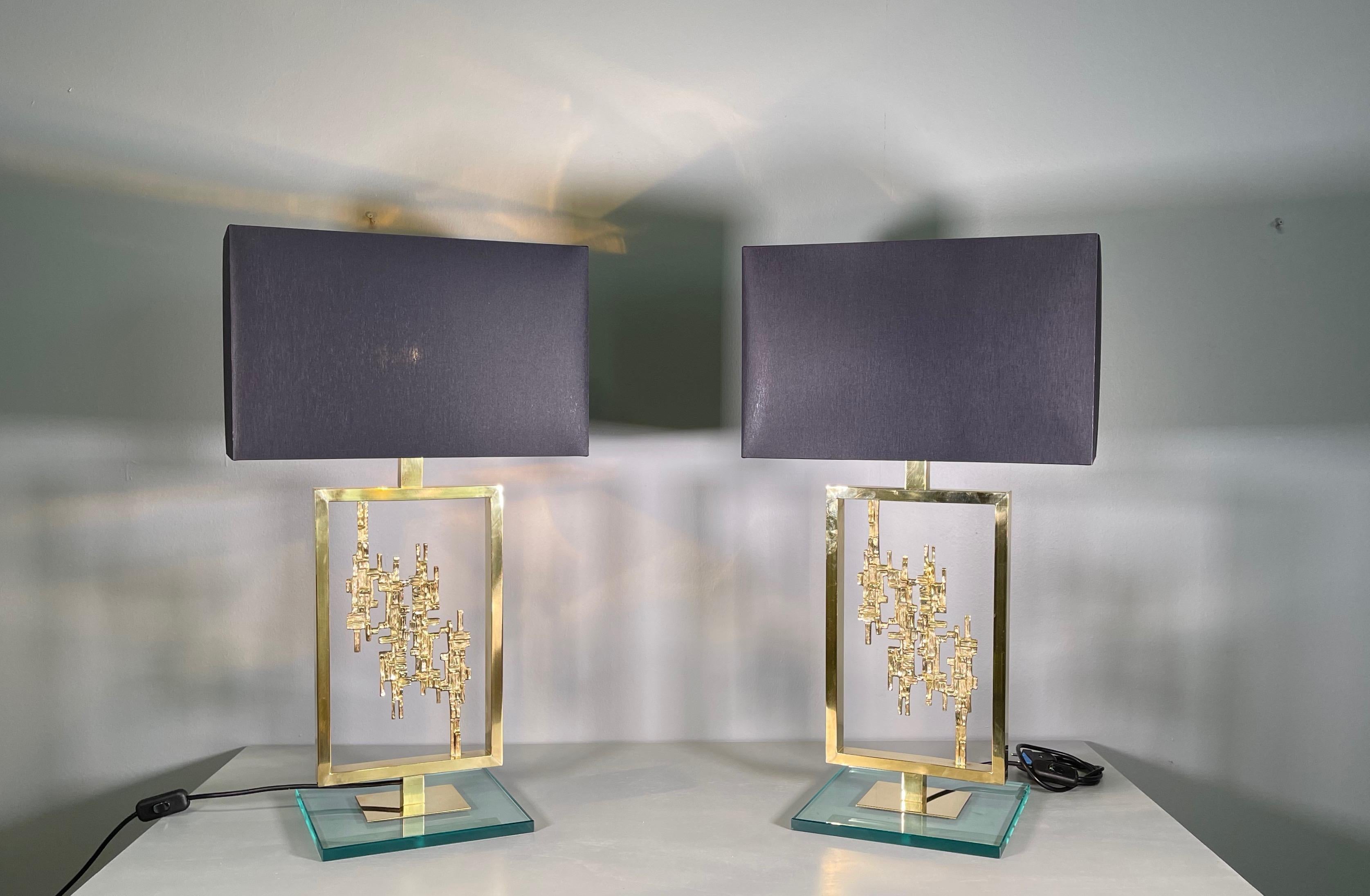 Pair of bronze table lamps by Luciano Frigerio, Italy, 1980s.
