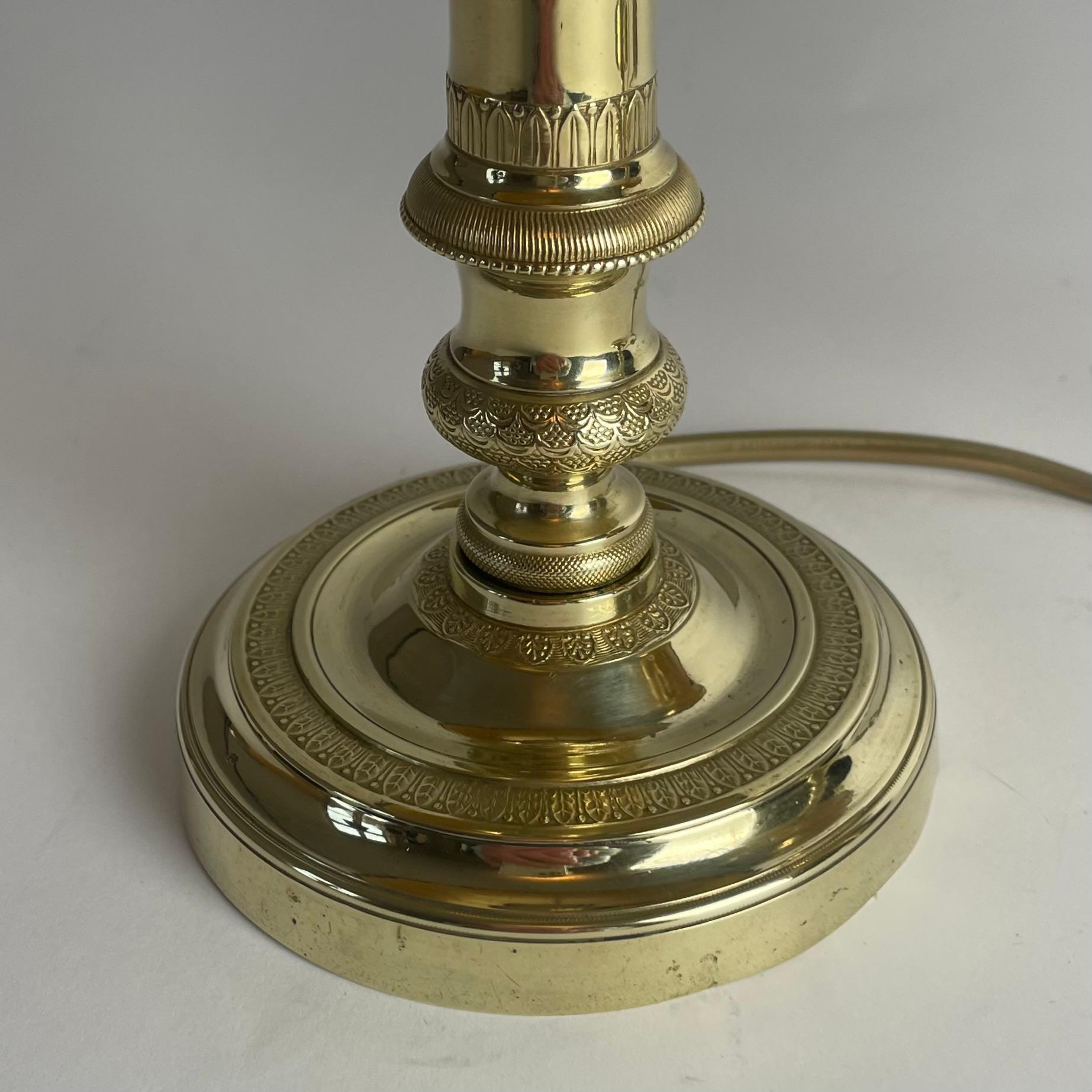Pareja de Lámparas de Mesa de Bronce - Originalmente Candeleros Imperio, Francia c. 1820 en venta 3