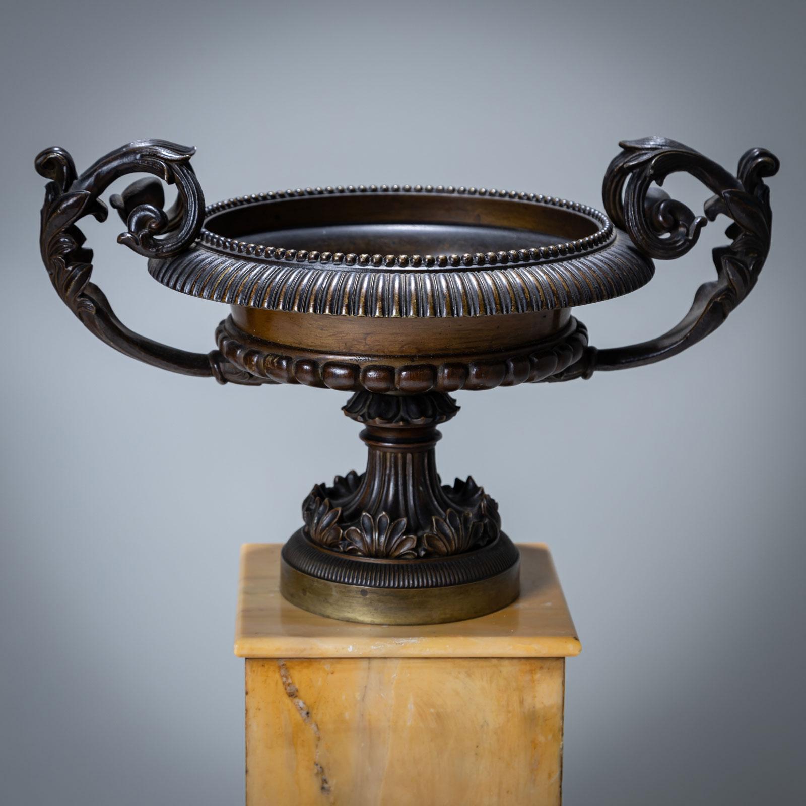 19th Century Pair of Bronze Tazzas on Siena Marble Pedestals For Sale