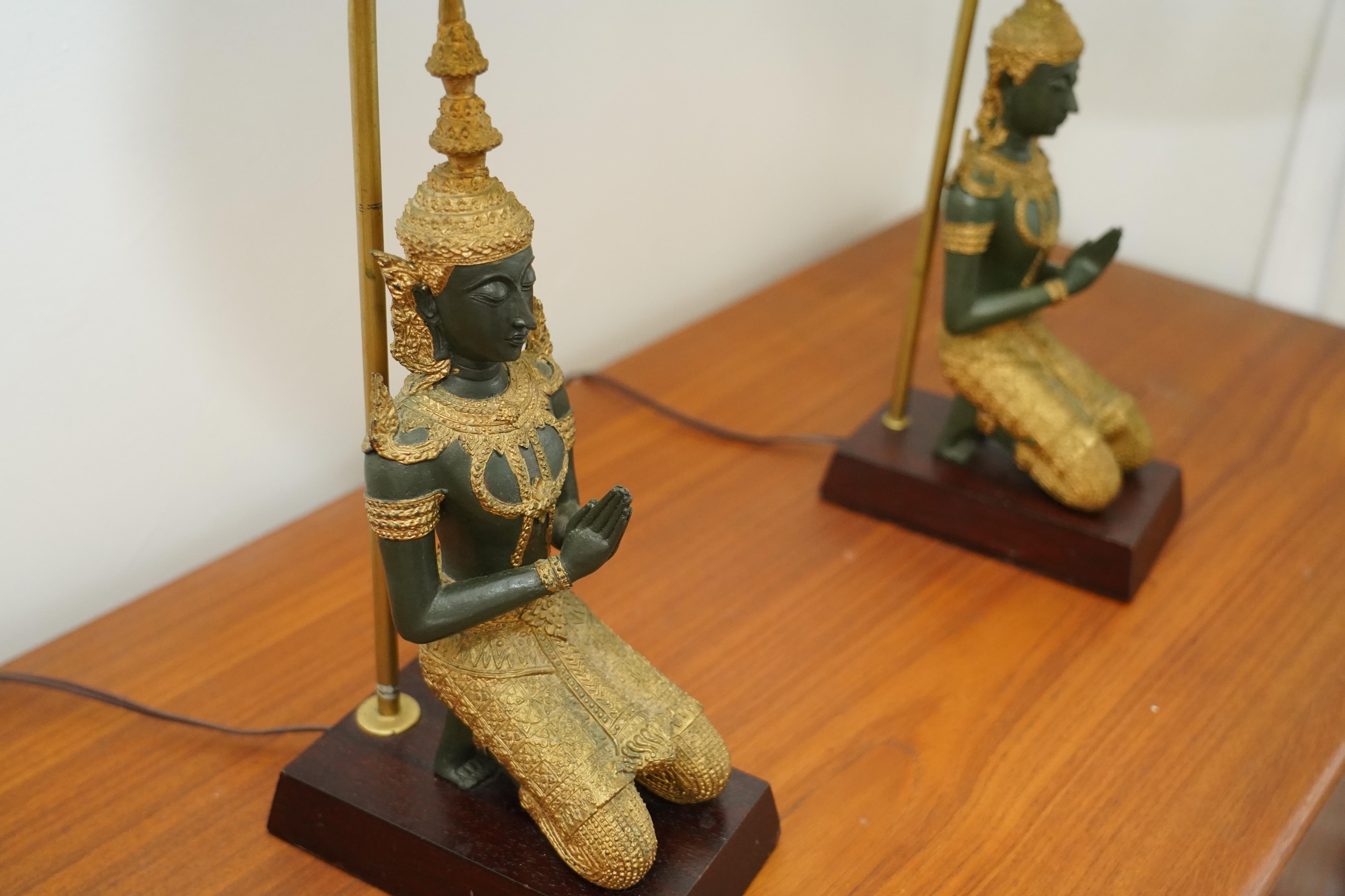 Pair of bronze Thai Teppanom kneeling Buddha table lamps. Hollywood Regency For Sale 4