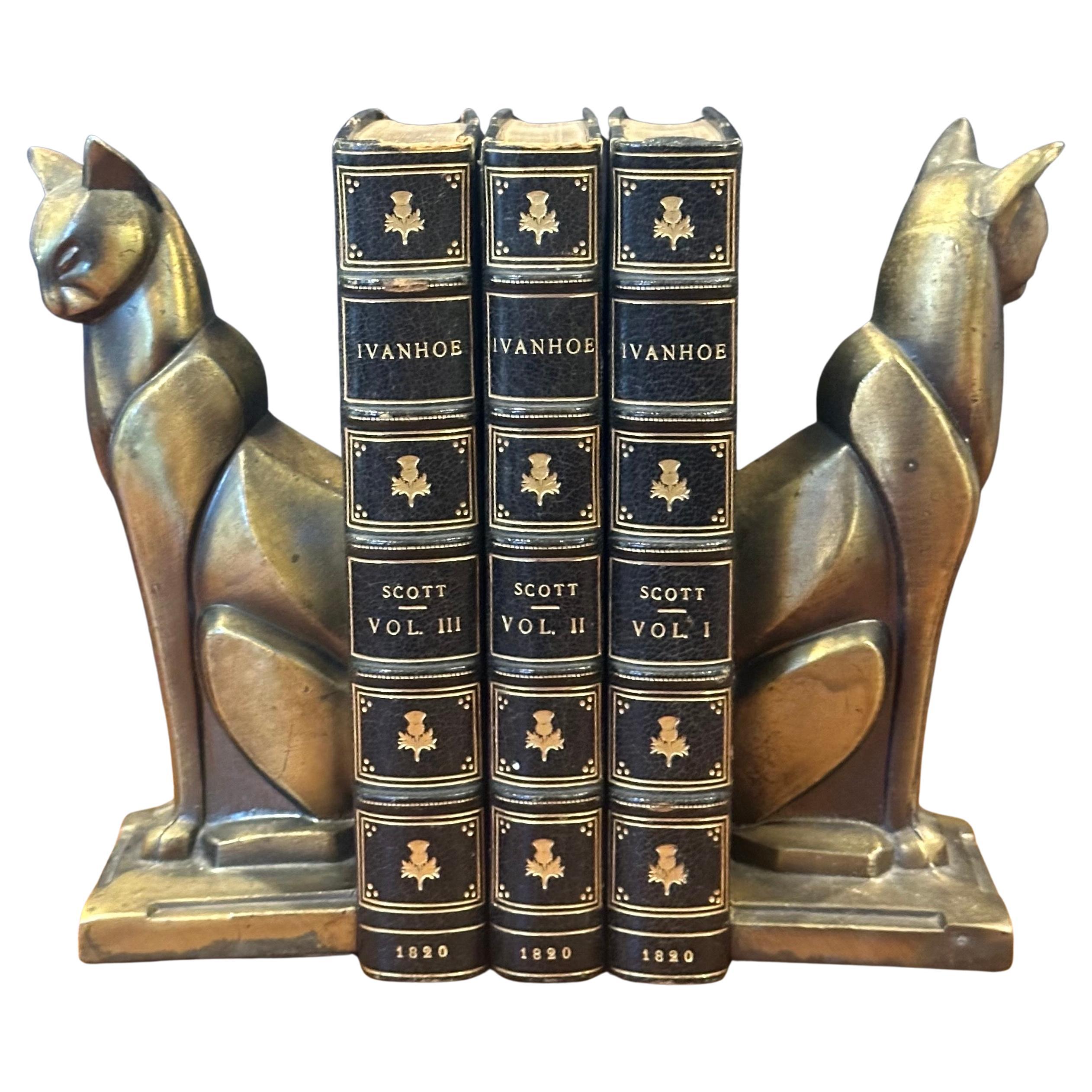 Pair of Bronze Tone Siamese Cat Art Deco Bookends by Frankart 8