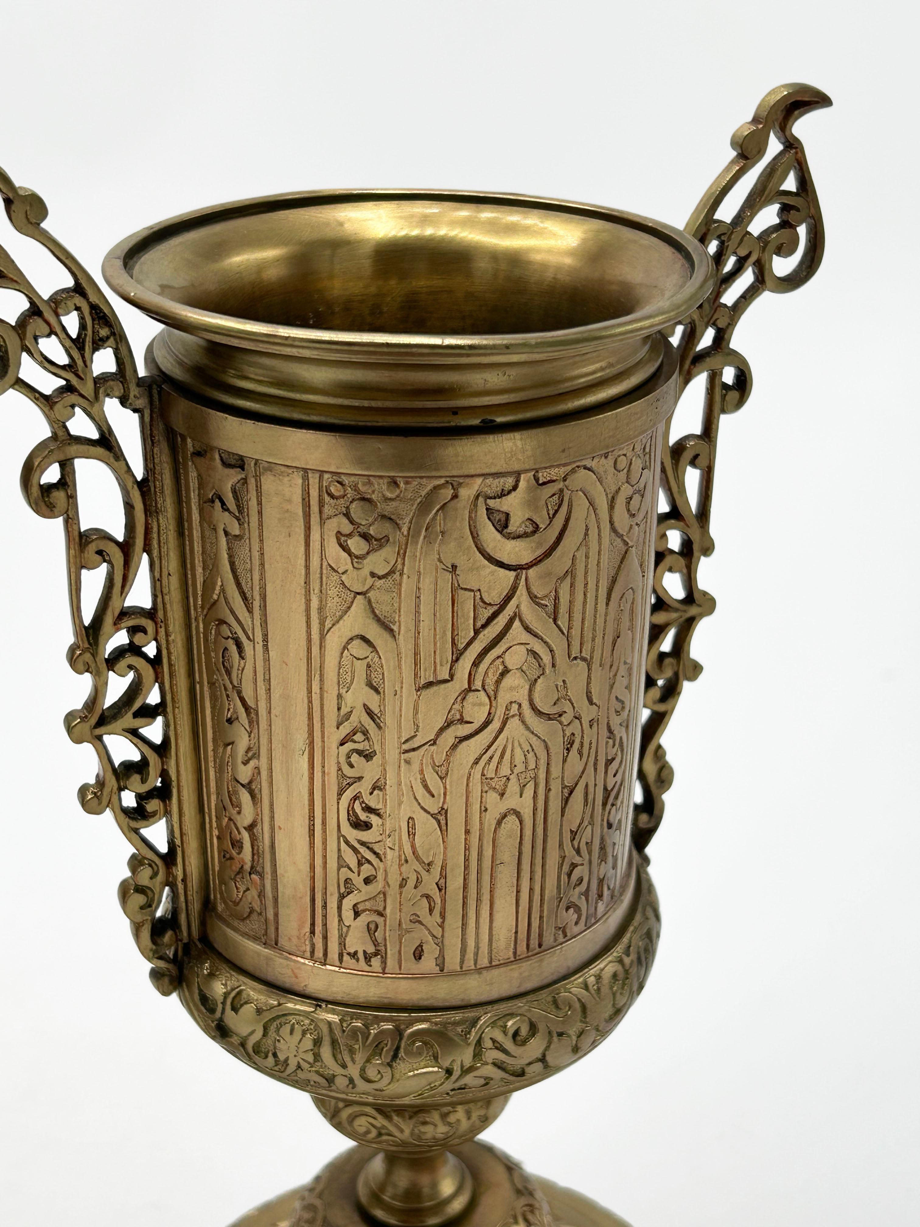 Francese Coppia di vasi in bronzo di Barbedienne, Francia, circa 1870 in vendita