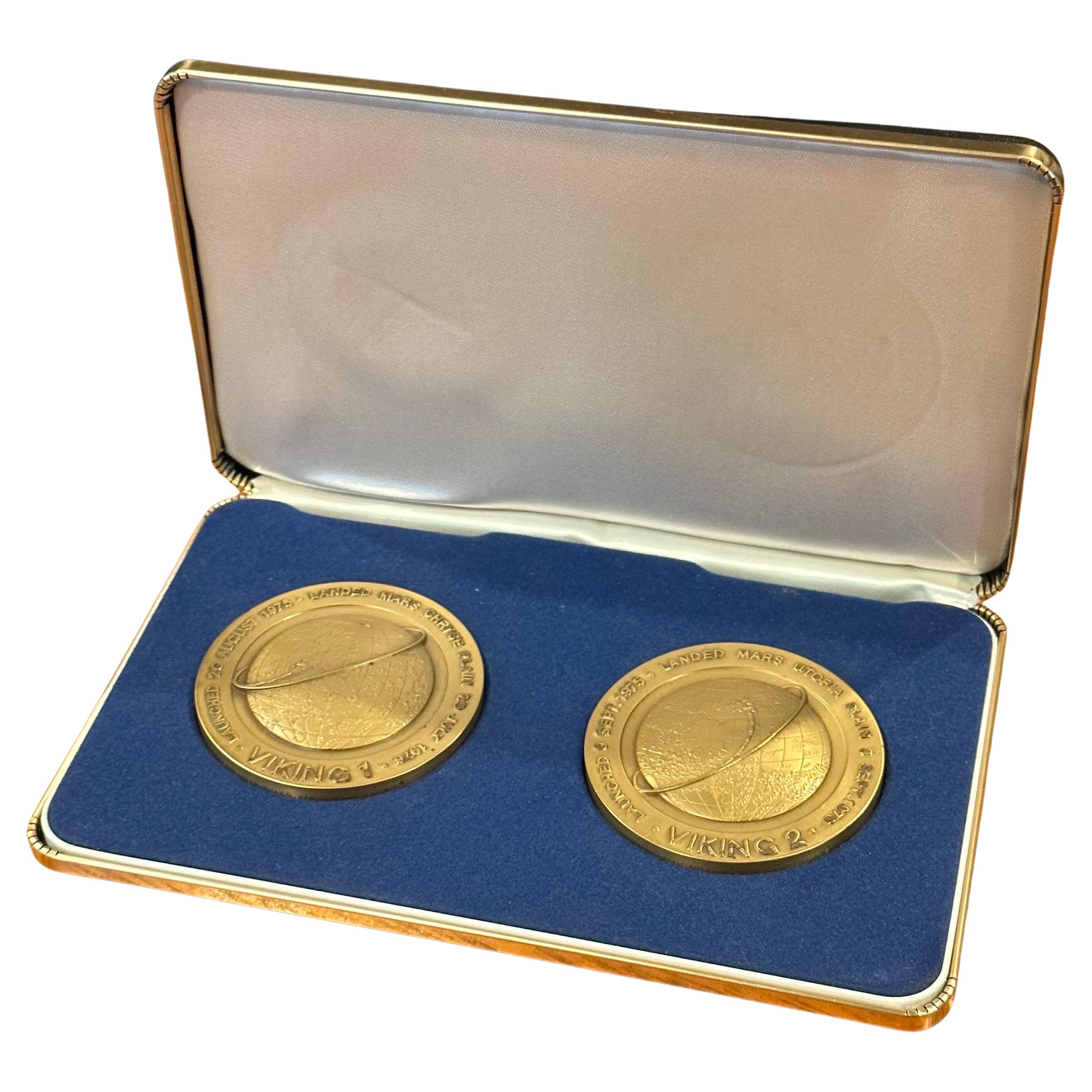 Paar Bronze Viking 1 und 2 Mars Landing Commemorative Medaillons aus Bronze