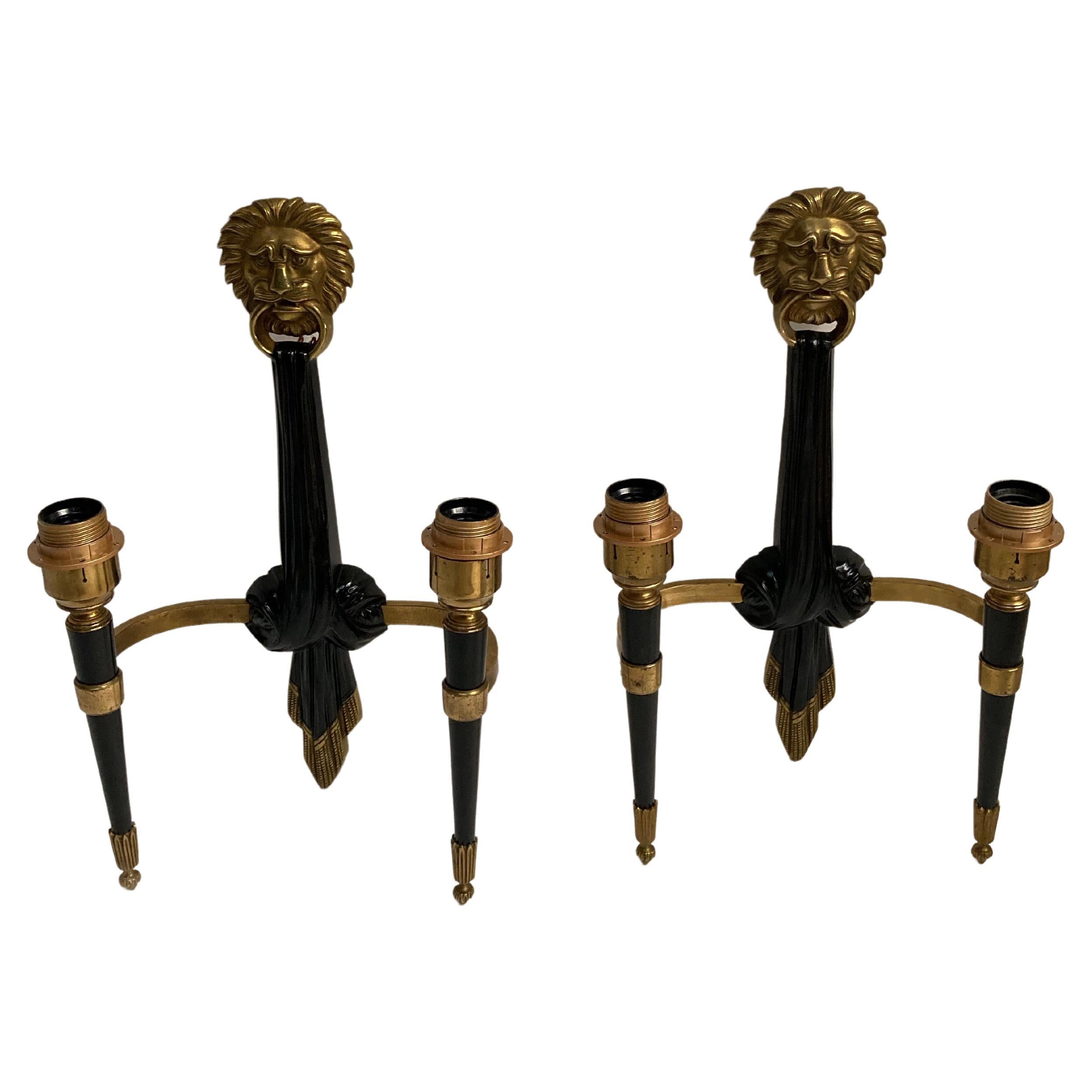 Paire d'appliques murales en bronze attribuées à Jansen en vente